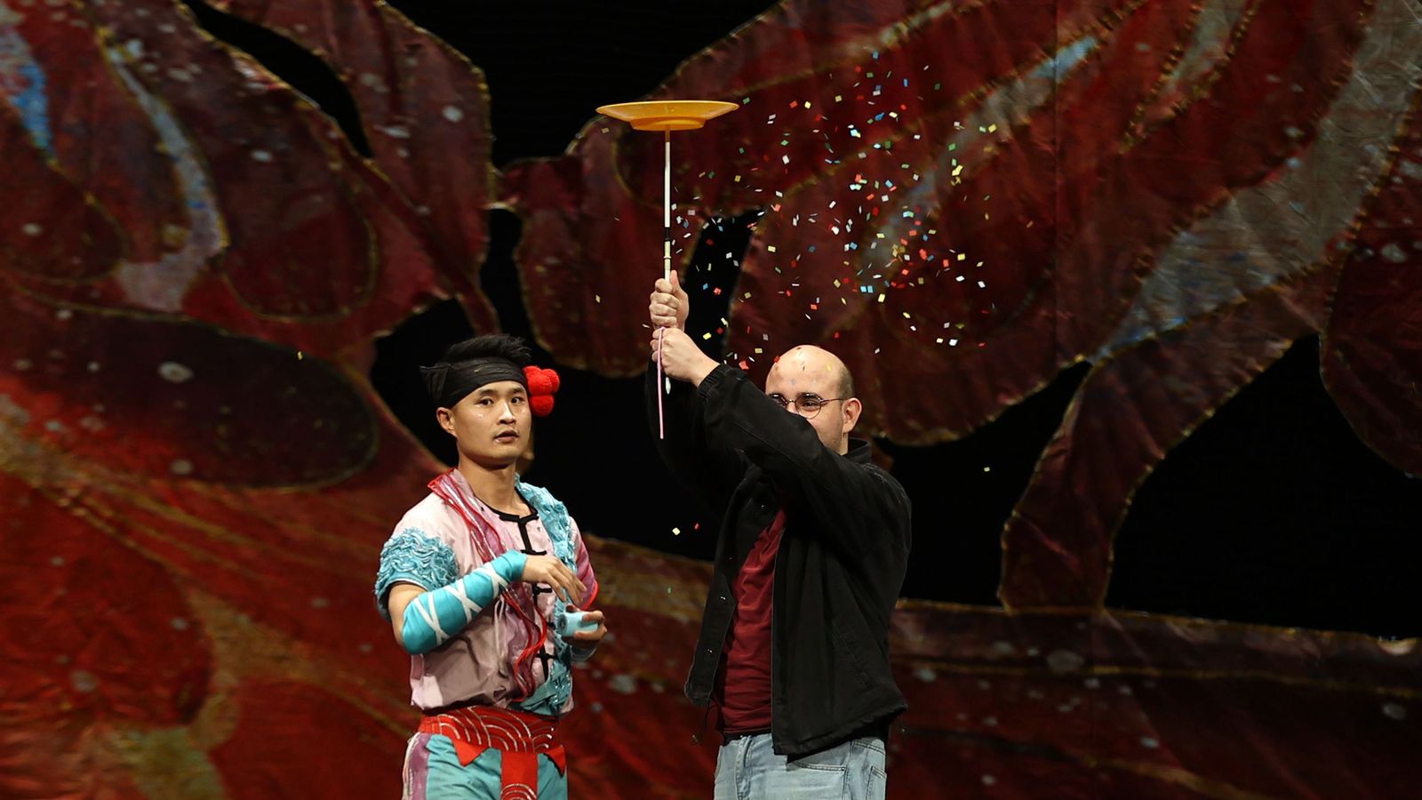 Imágenes del 'Gran Circo Acrobático de China' en el Teatro Villamarta