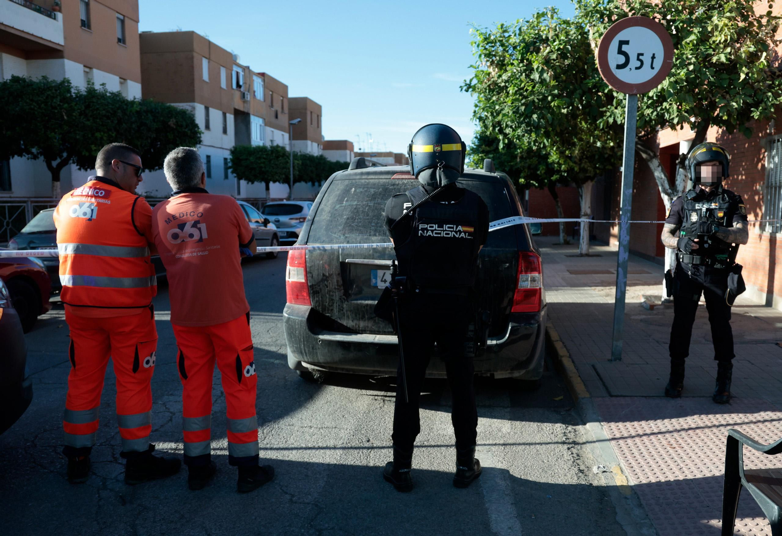 Las fotos del atrincherado en Brenes