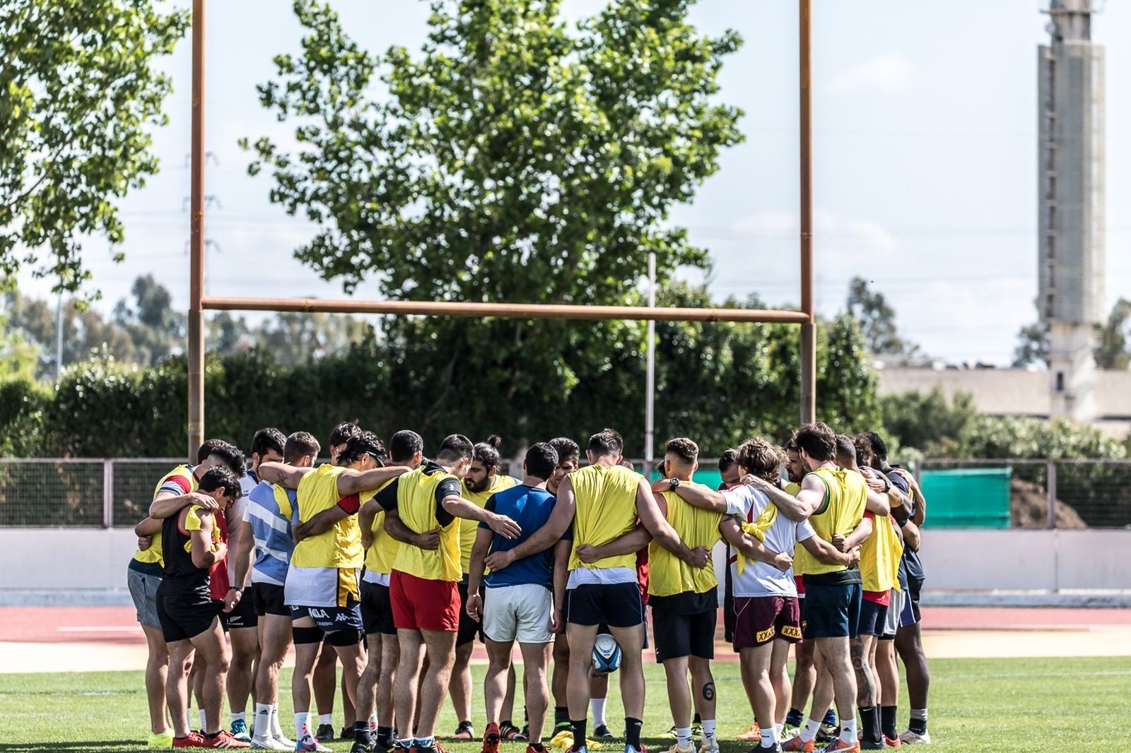 Los jugadores del Ciencias Olavide, antes de comenzar un entrenamiento.