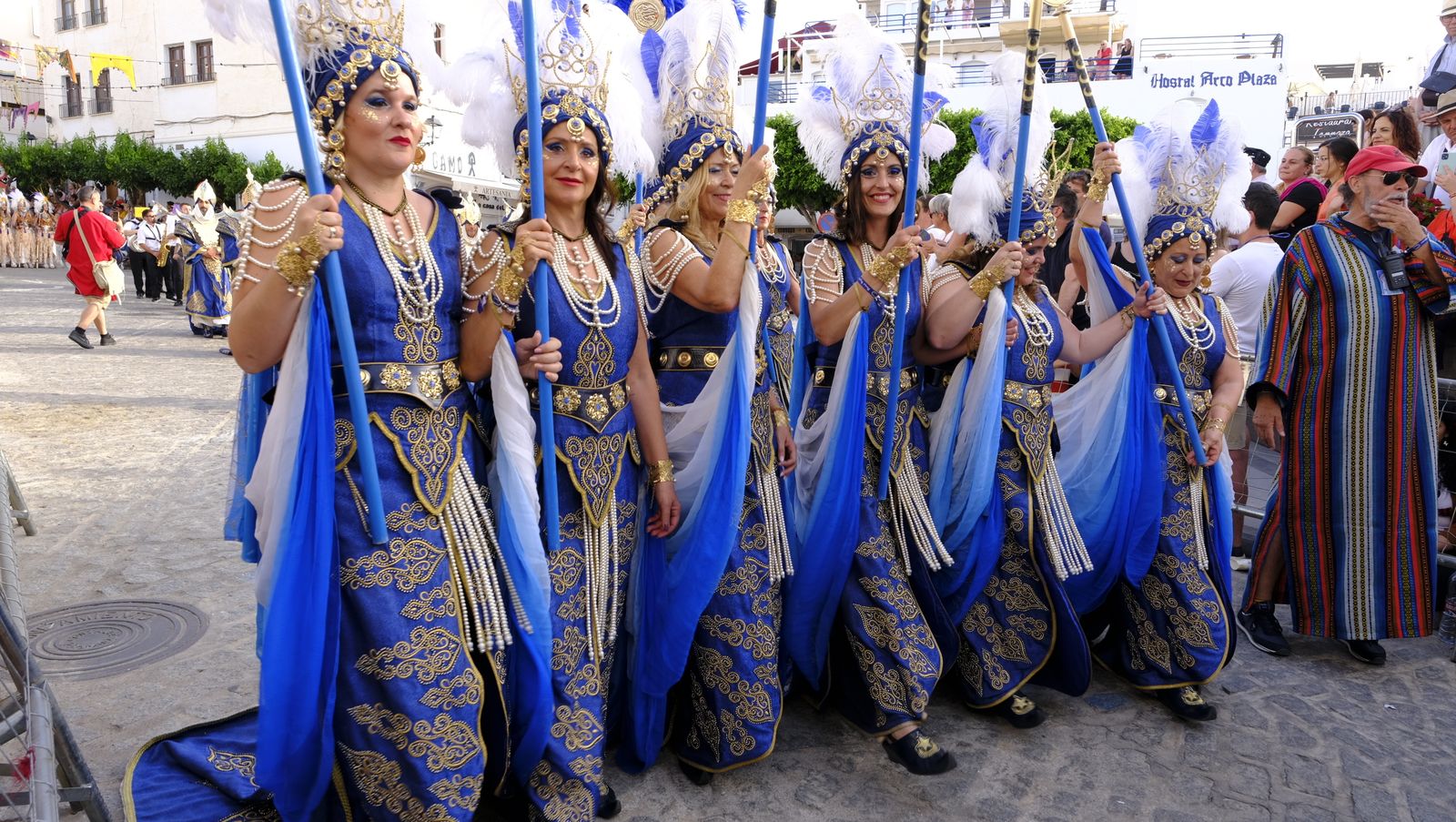 Imágenes del desfile de Moros y Cristianos 2023, en Mojácar