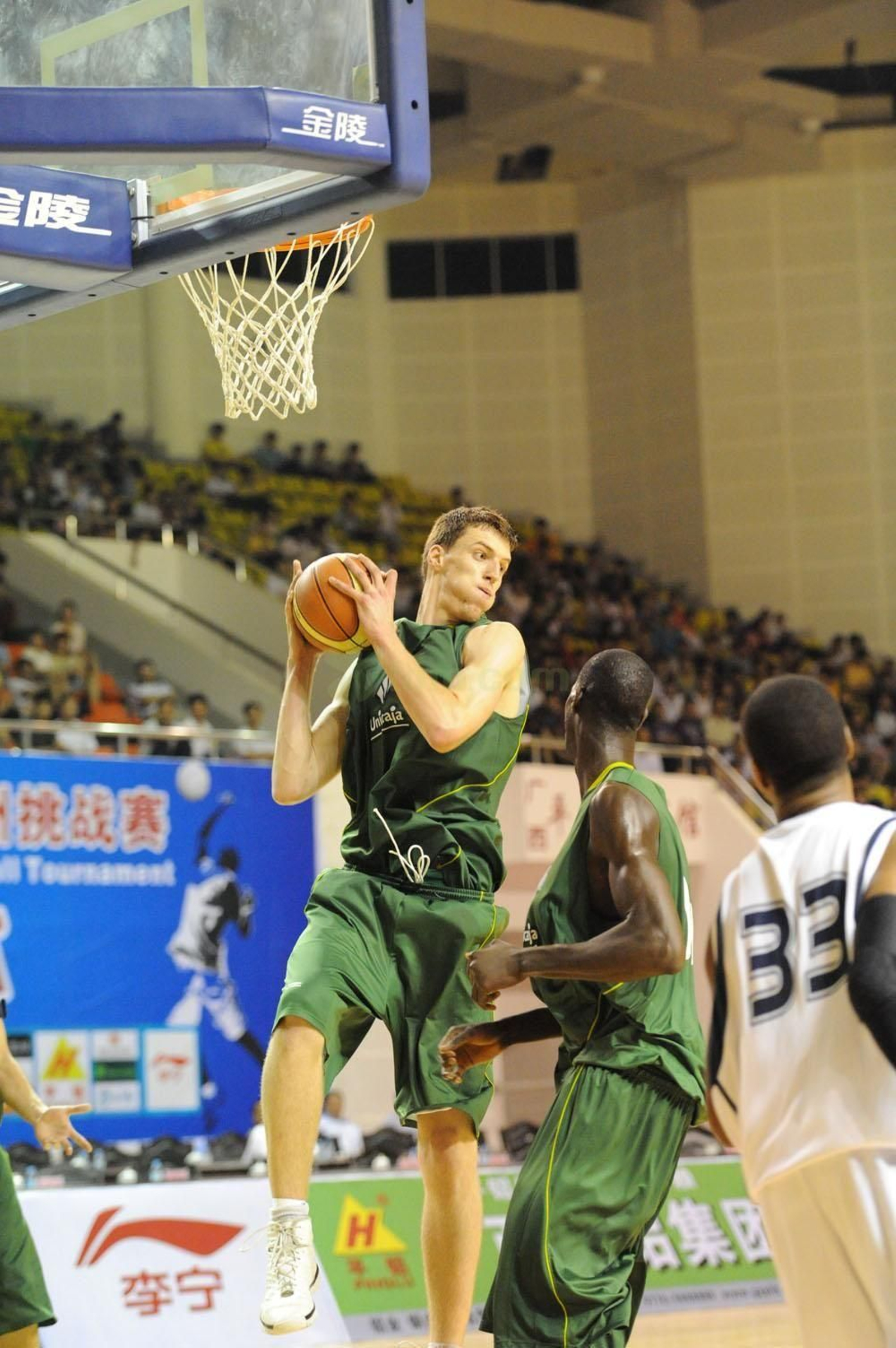 La carrera de Ognjen Kuzmic, en fotos
