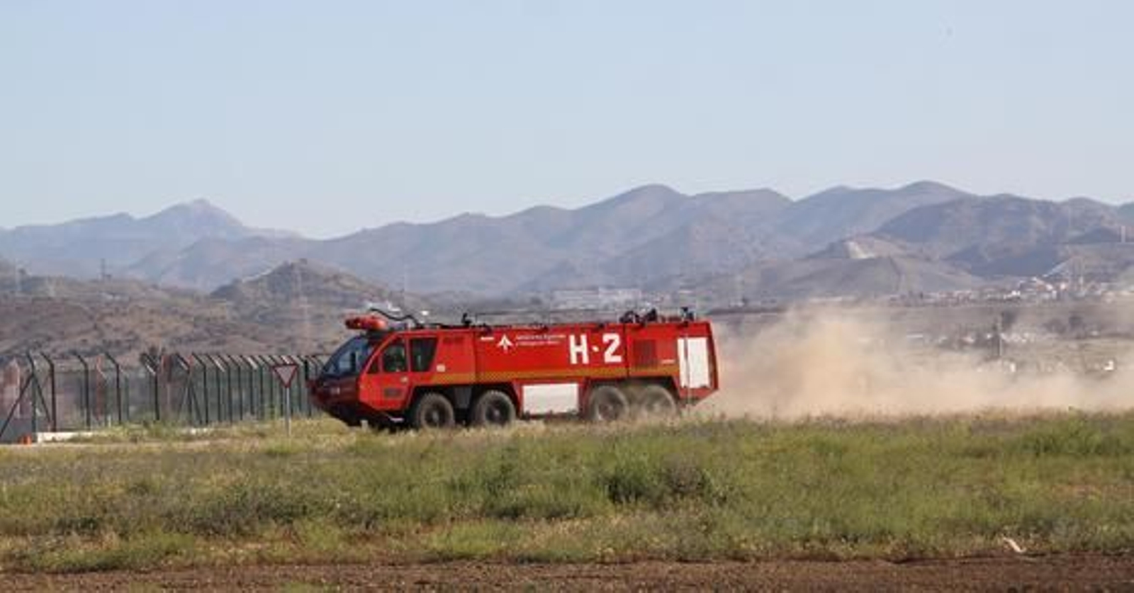 Simulacro de accidente en el aeropuerto de Málaga en el que participaron unas 200 personas 

Foto: Migue Fernández