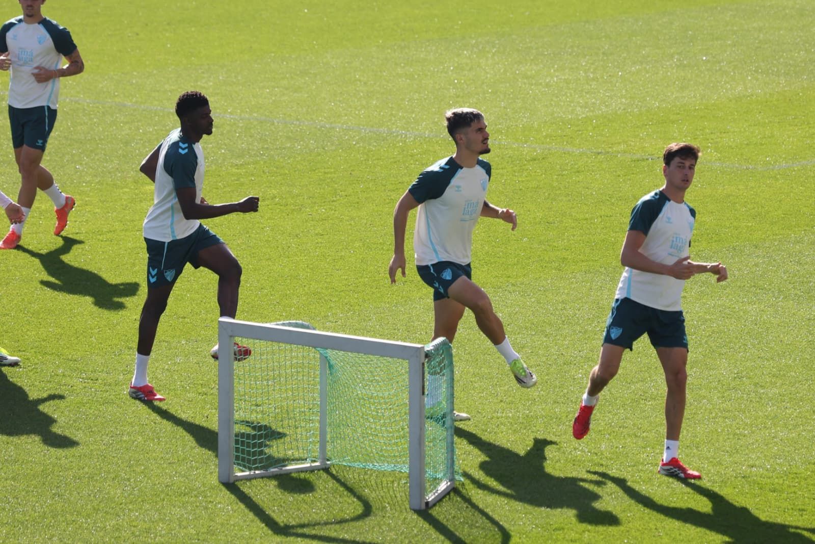 Funes, con fiebre y mascarilla pero al pie del cañón