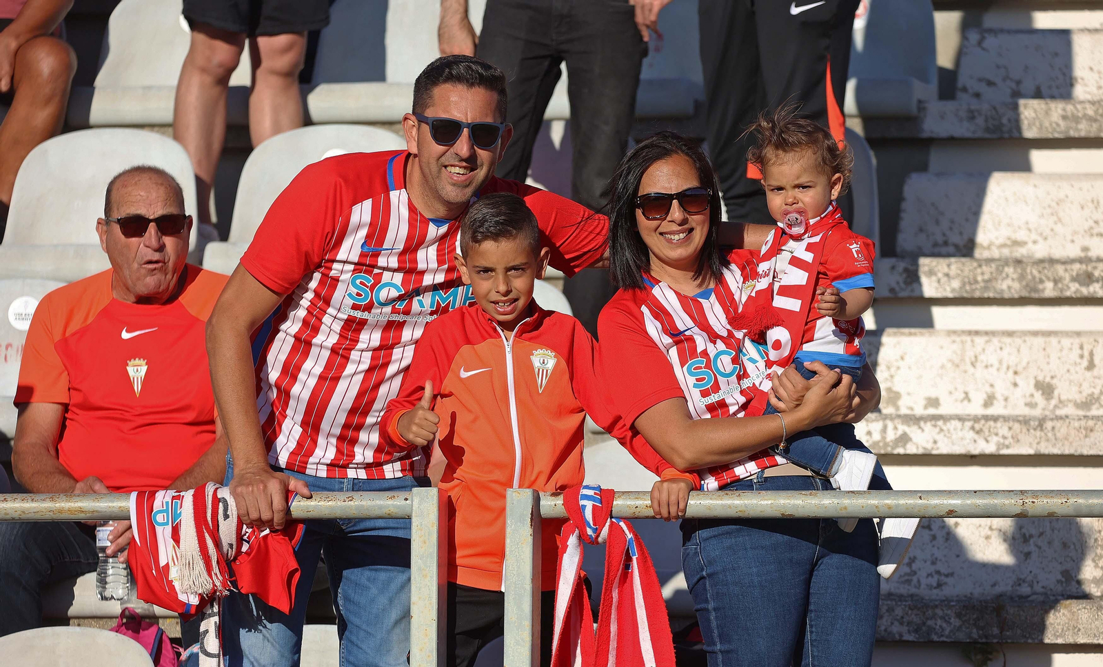 Búscate en el Nuevo Mirador durante el Algeciras - Castellón de Primera RFEF