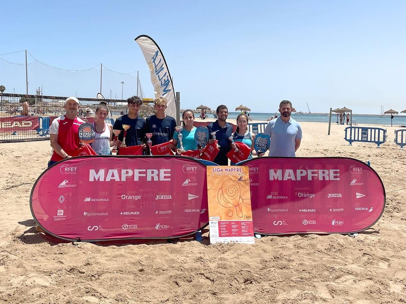 Imagen del podio en categoría mixta