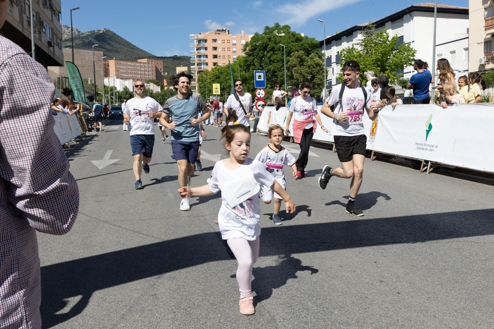 En imágenes: Éxito de participación en la  XXVII Carrera Popular 'Educación por el Deporte'  de Maristas