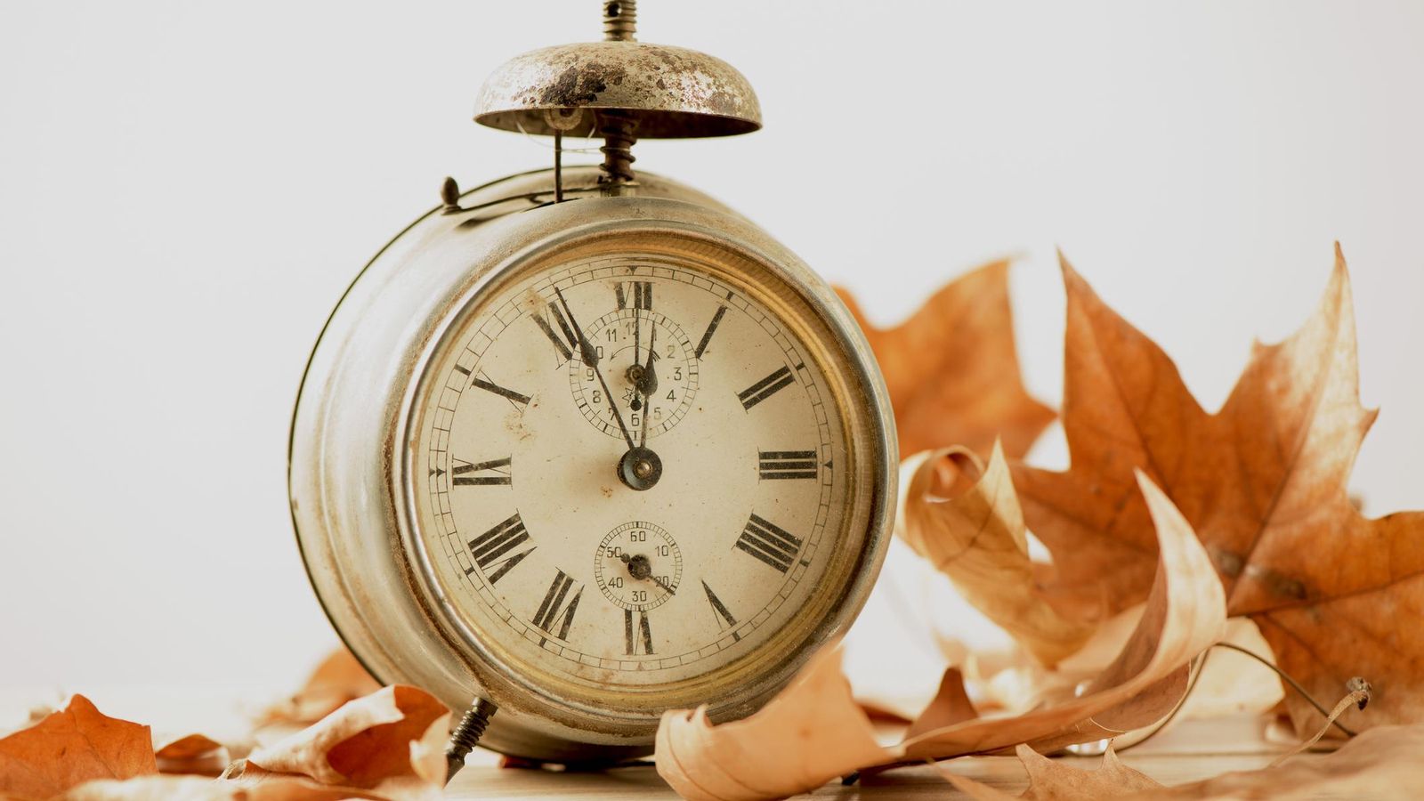 La madrugada del 25 de octubre se retrasa el reloj una hora.