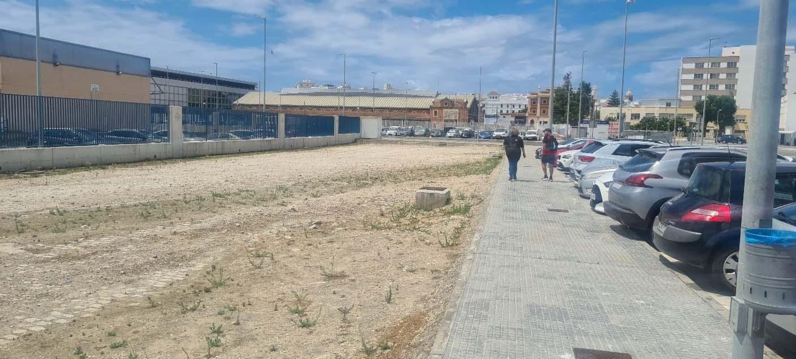 Espacio que la Autoridad Portuaria ha planificado para instalar allí un estacionamiento para las caravanas que vayan a embarcar o desembarquen de los buques de Canarias