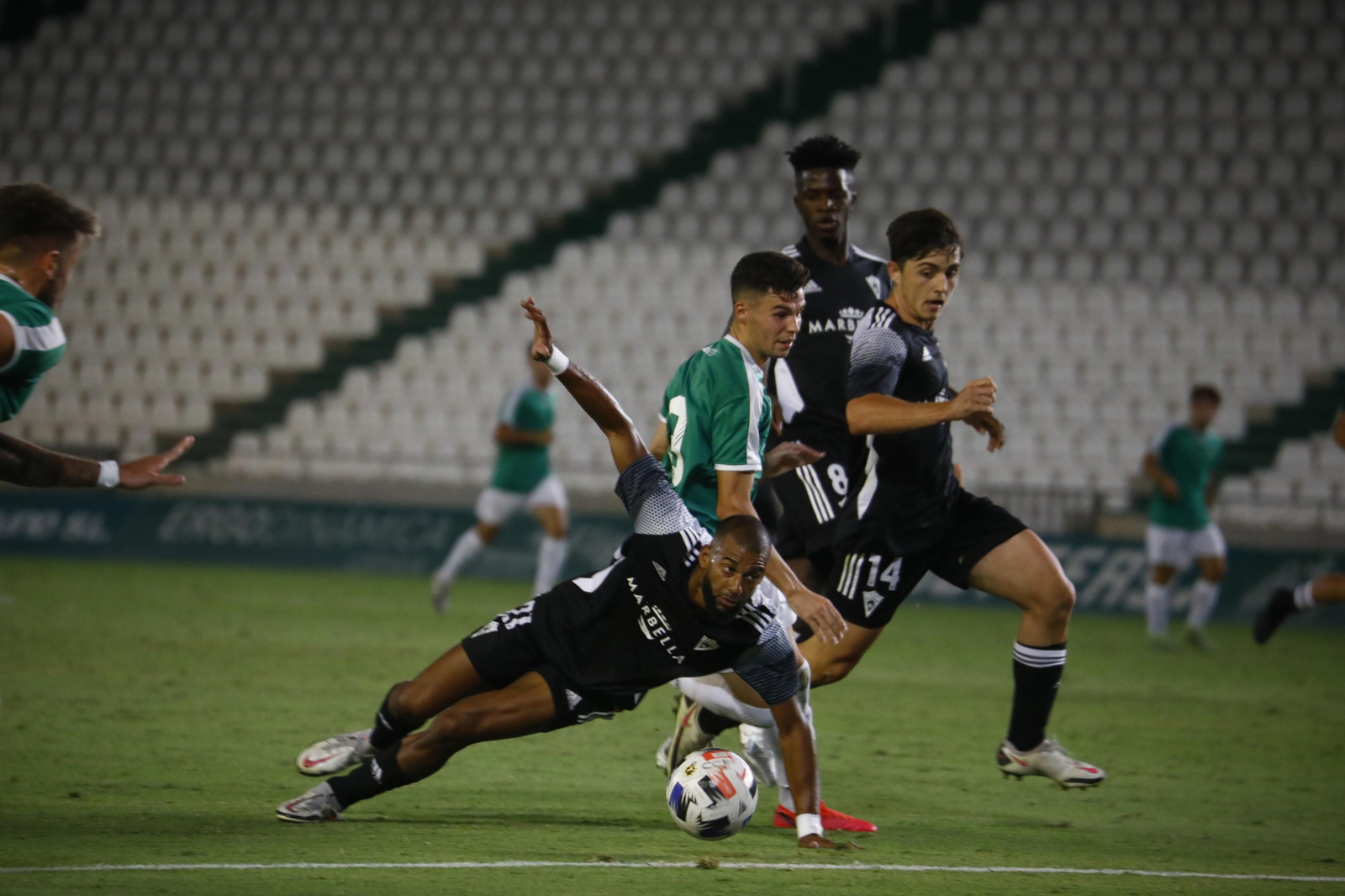 El amistoso entre el Córdoba CF y el Marbella, en imágenes