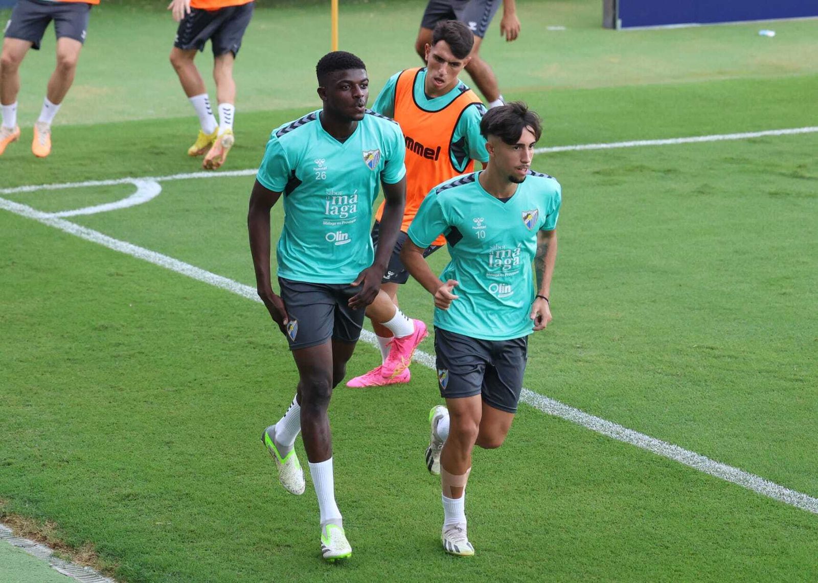 Las fotos del Málaga ultimando su cita con el Recreativo Granada