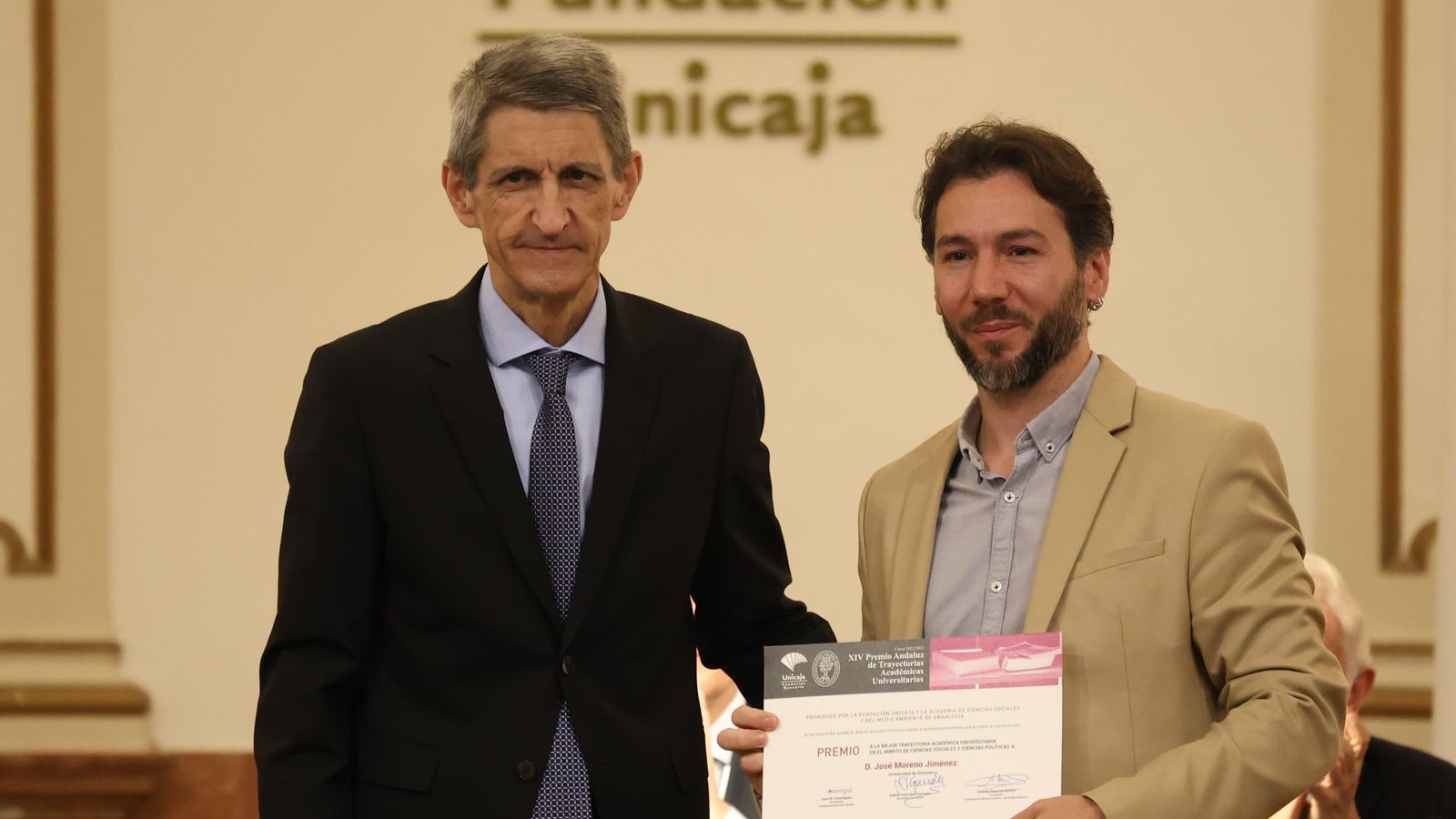 José Moreno, Premio a Mejor Trayectoria Académica Universitaria en Ciencias Sociales y Ciencias Políticas.