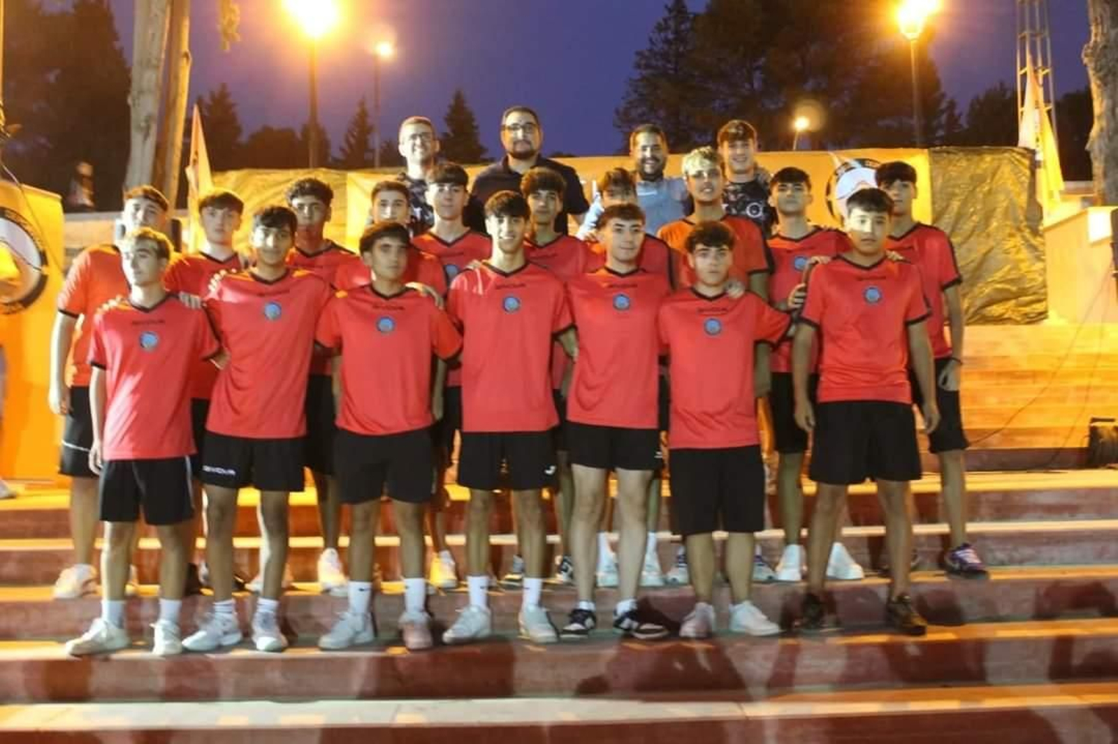 La familia naranja del Tuccitana Cultural Deportiva, en imágenes