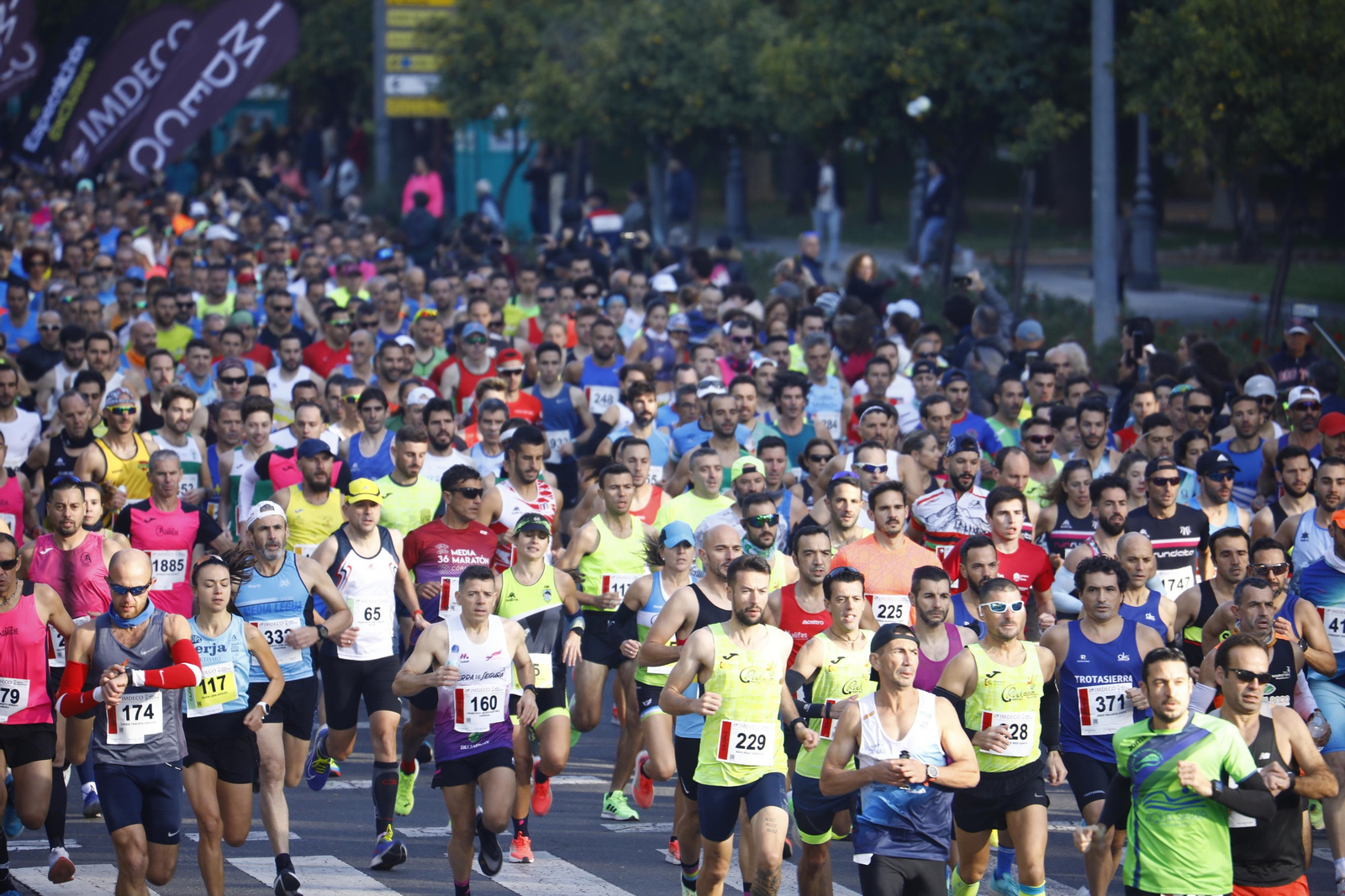 Las imágenes de la salida de la 36 Media Maratón de Córdoba