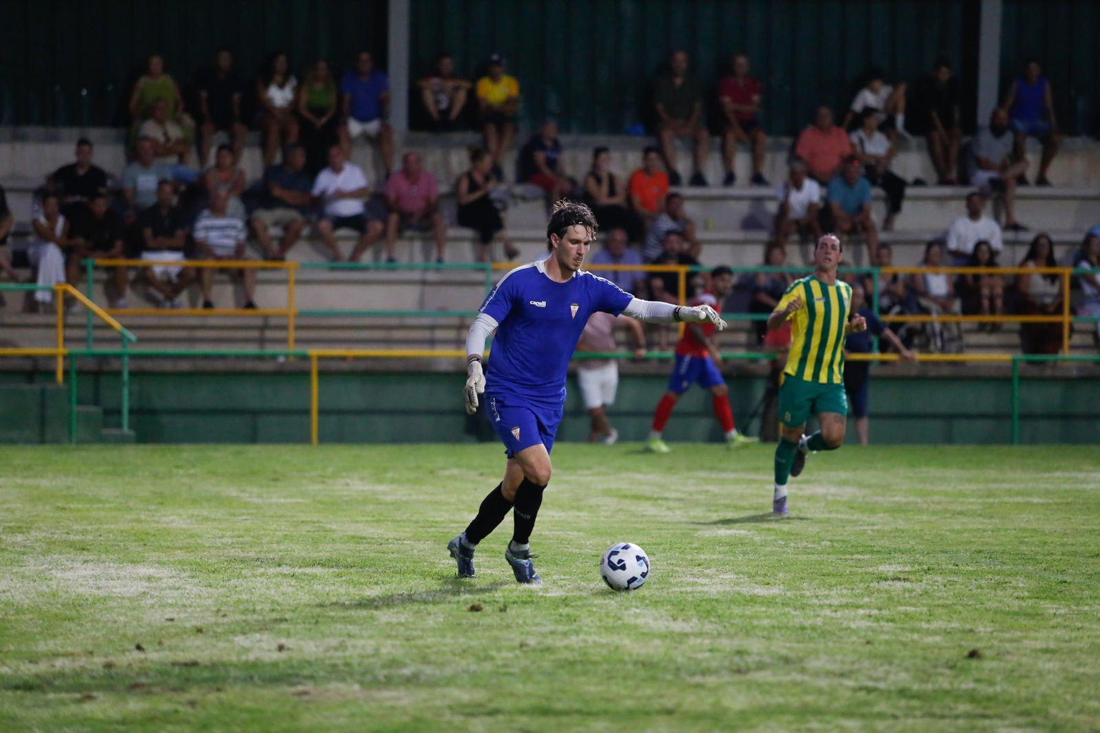 Las fotos del triangular en el estadio Carlos Piña de Los Barrios con el Algeciras CF y el Ceuta B