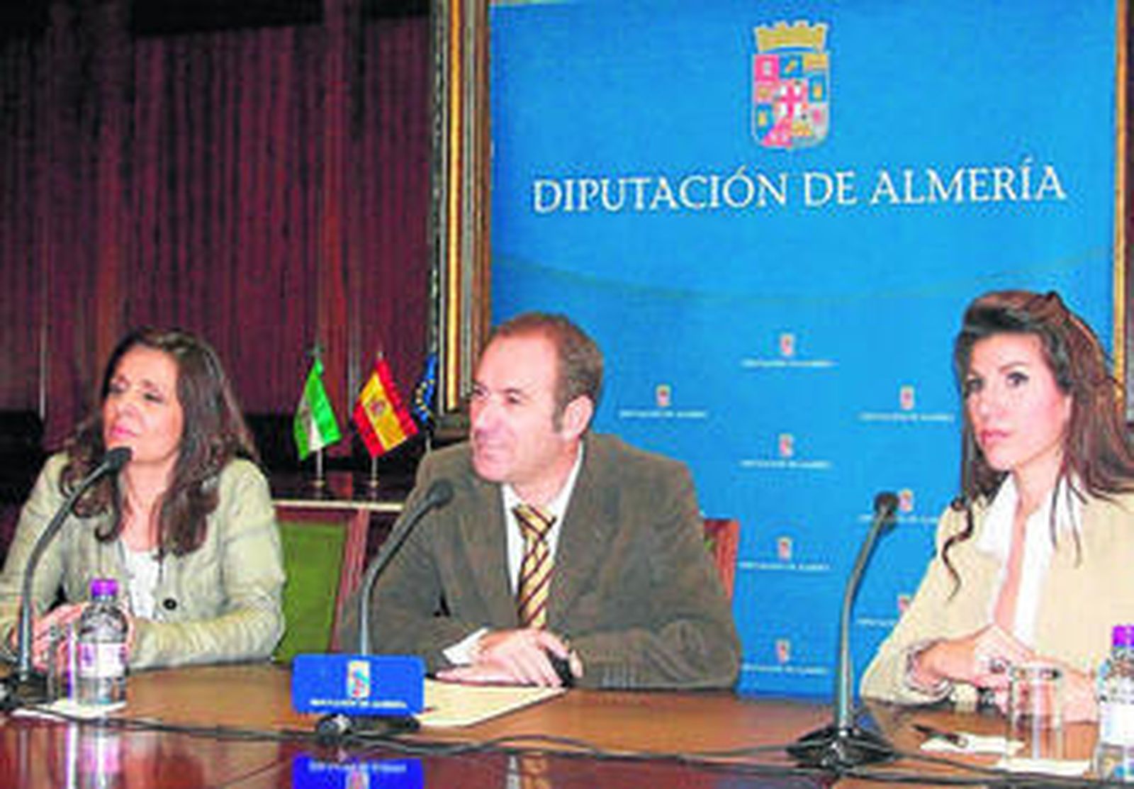 María Barragán, Luis Pérez y Rosalía Navarro.