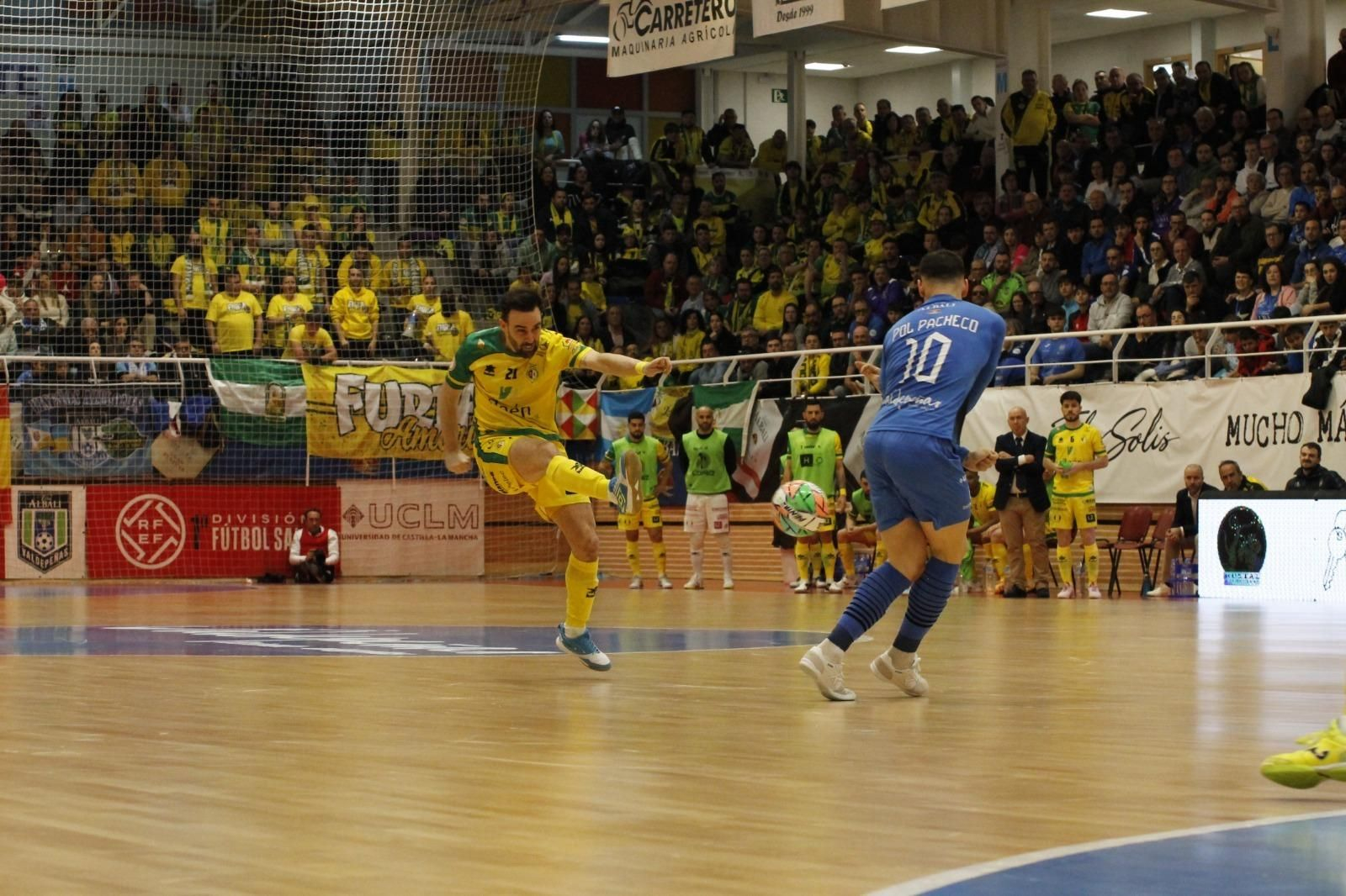 Plantel del Jaén Paraíso Interior FS en el Virgen de la Cabeza.