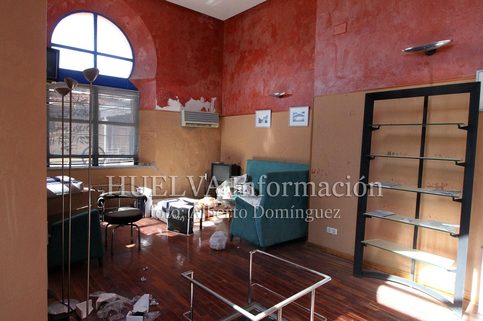 Imágenes del estado actual de la antigua Estación de Tren de Huelva