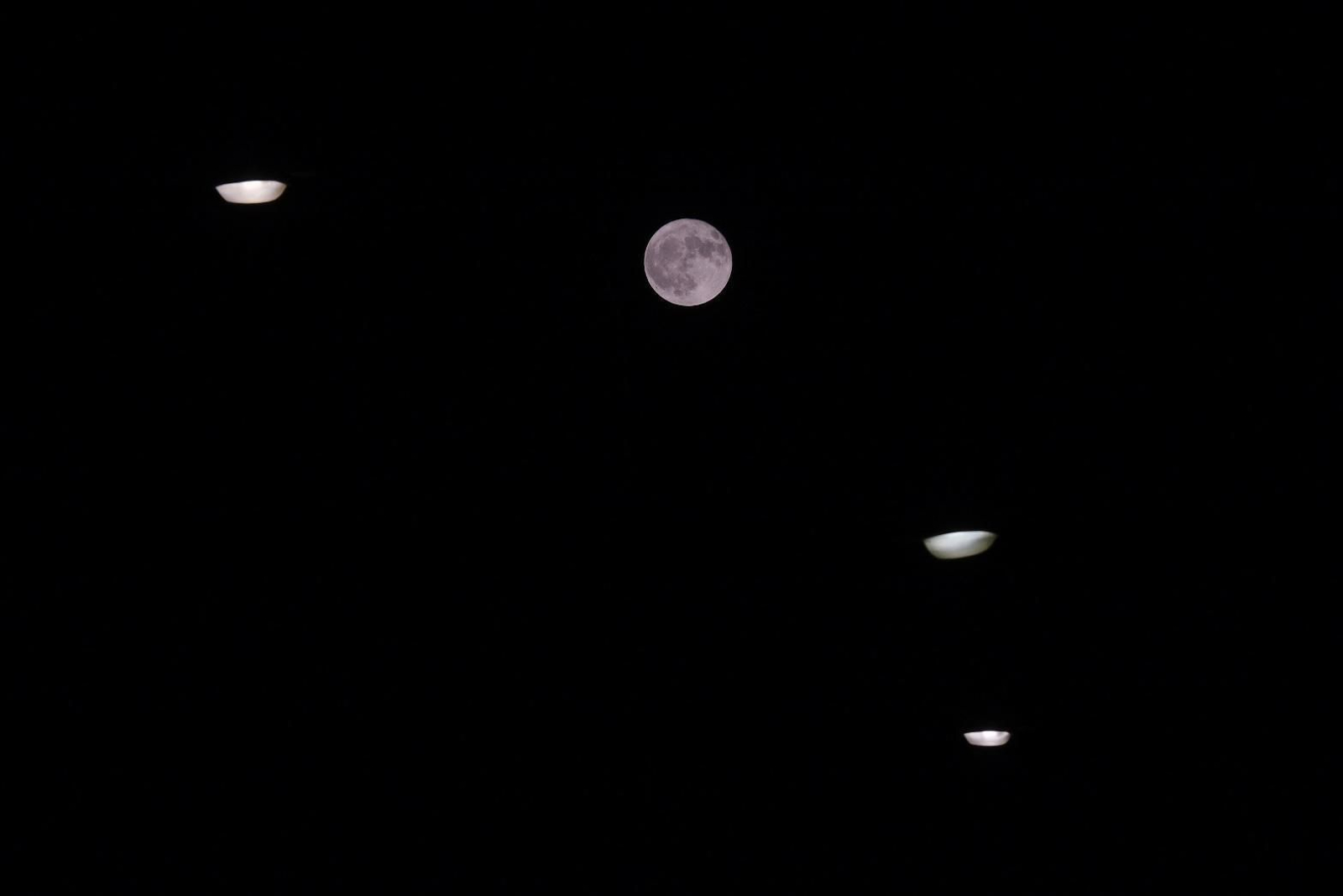 Las fotos de la superluna de julio en Málaga