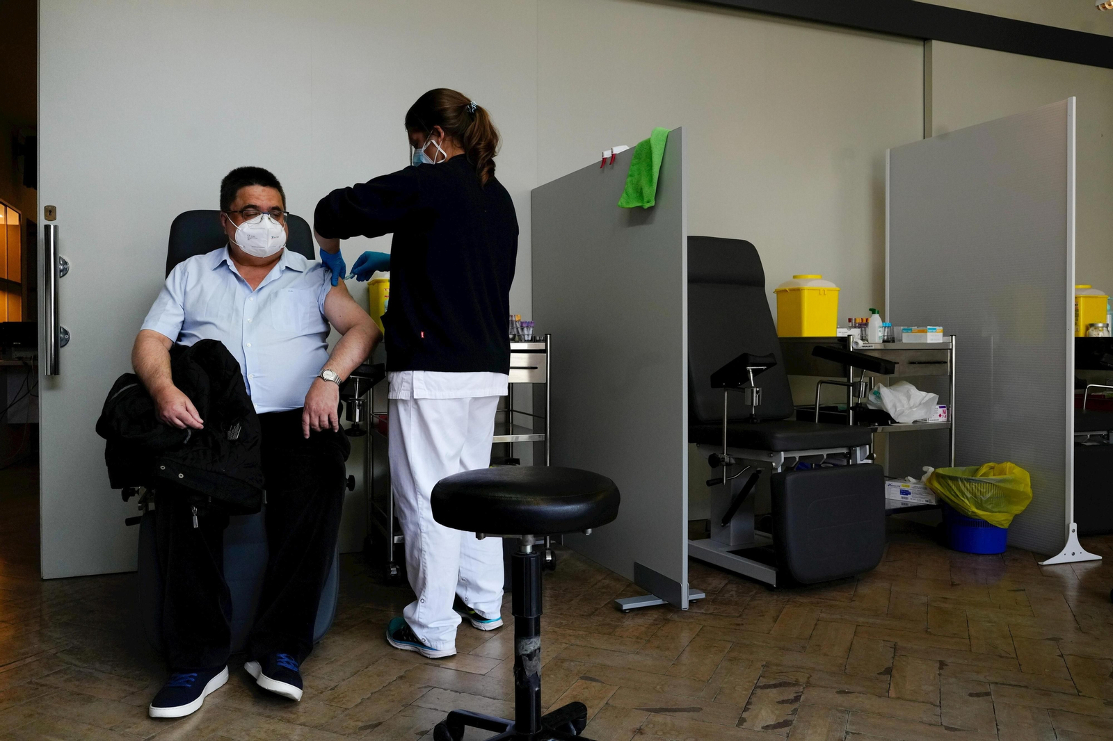 Vacunación en el barrio El Raval de Barcelona