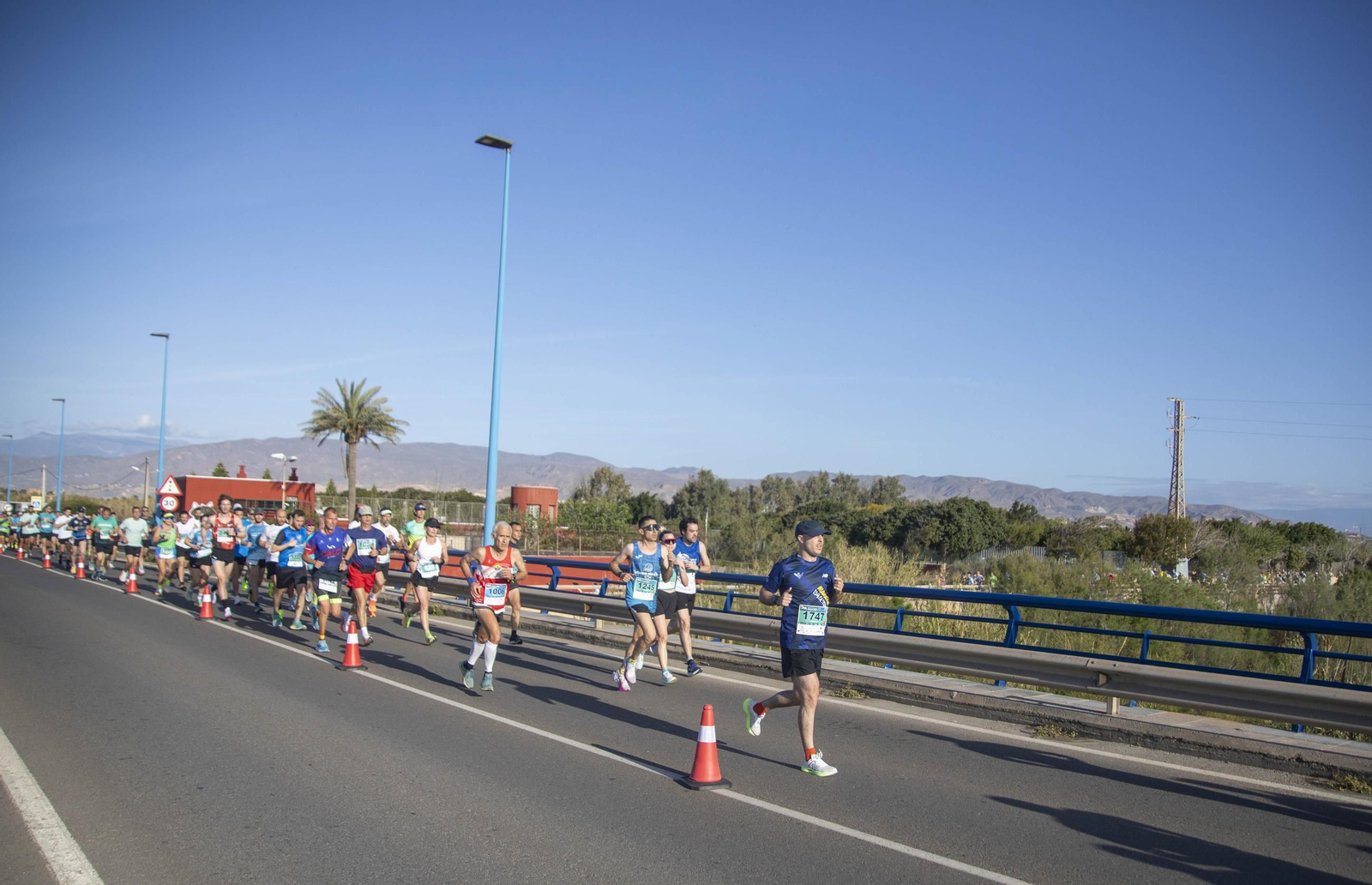 El Medio Maratón de Almería 2025, en imágenes