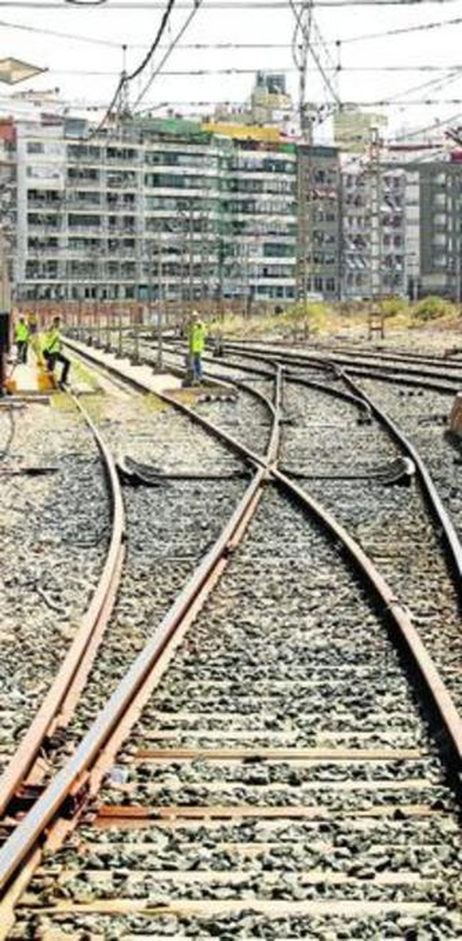 LA FOE pide que se fijen plazos para la construcción del AVE.