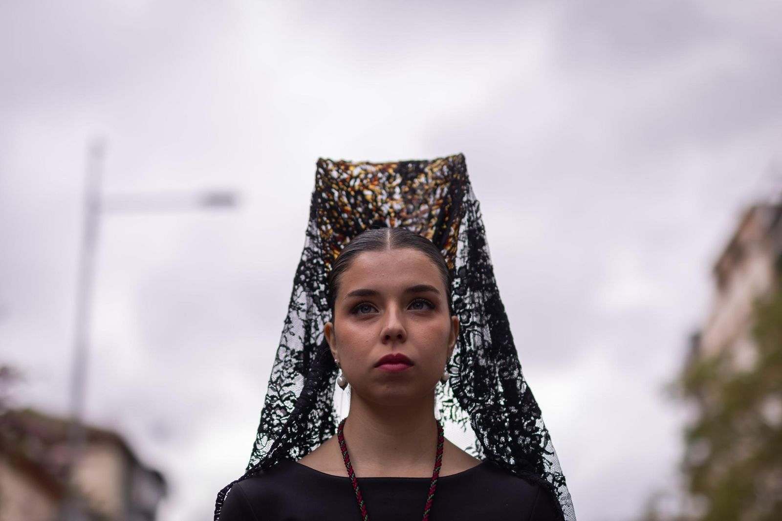 Así vivió Granada la salida de la Hermandad del Trabajo 2025