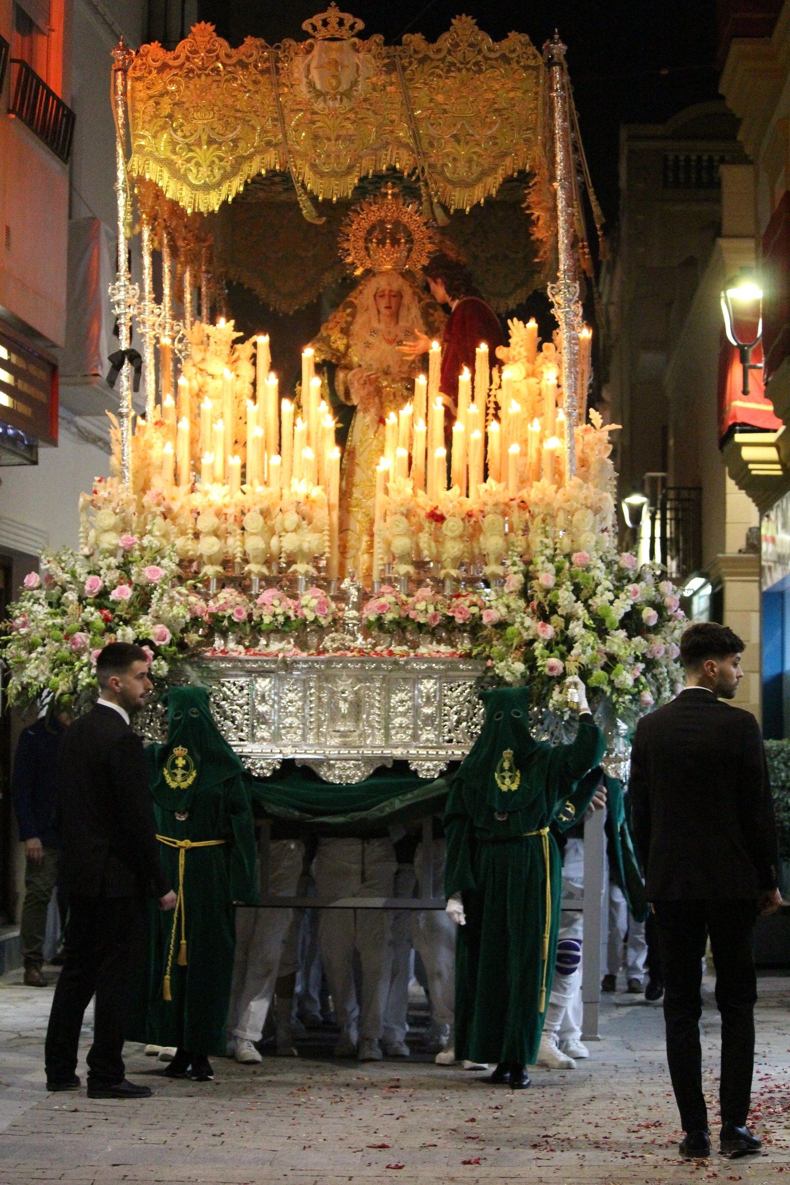 Procesión del Jueves Santo en Vera, en imágenes