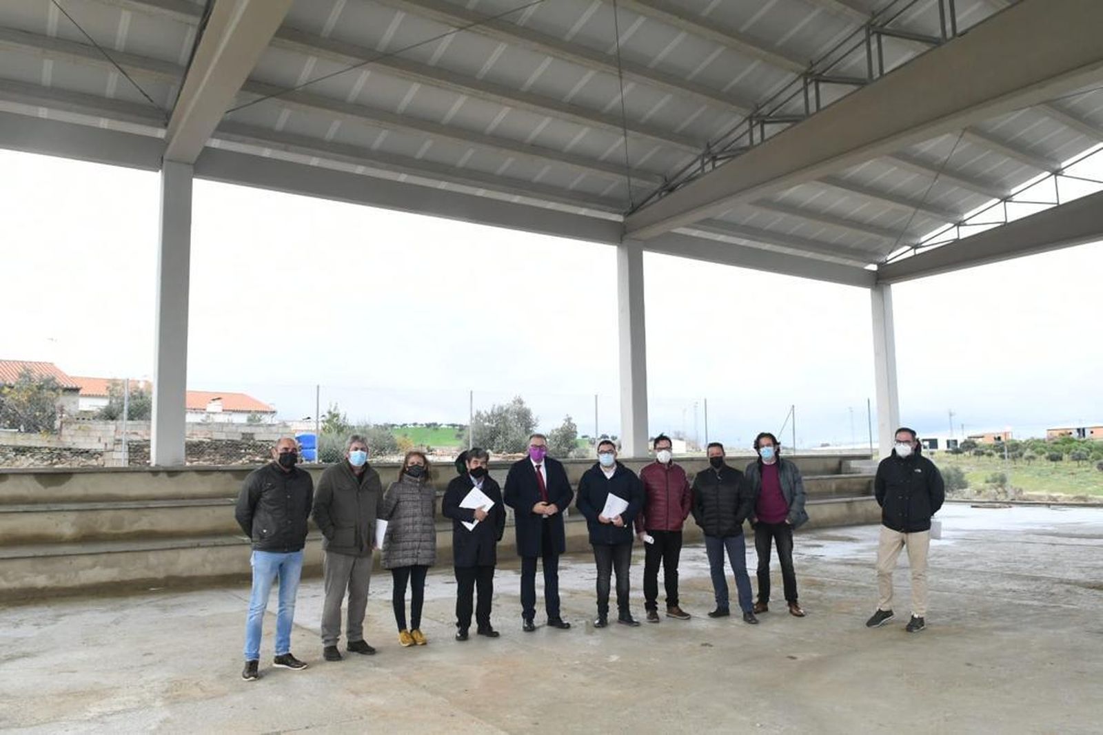 Visita institucional a la pista de usos multiples.