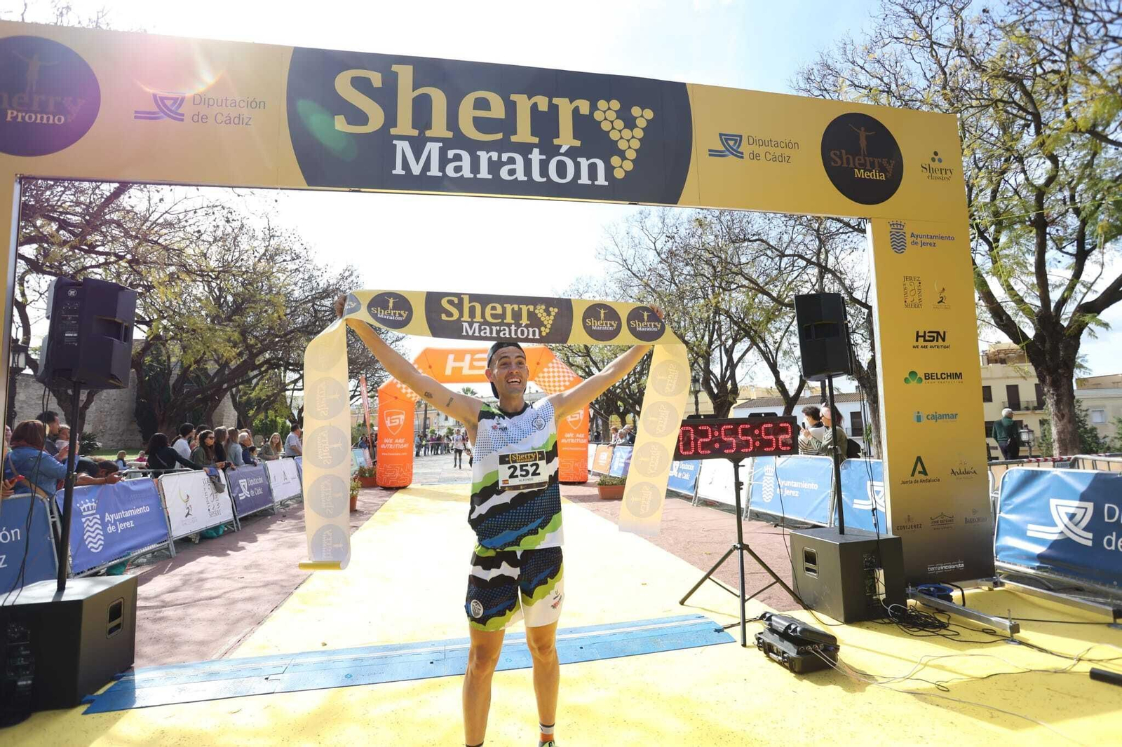 Imágenes de la V Sherry Maratón de Jerez