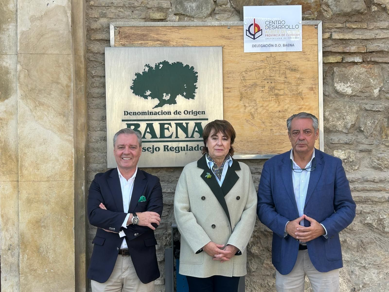José Manuel Bajo, Isabel Trujillo y Javier Alcalá.