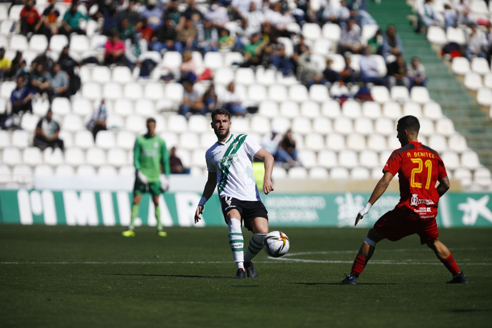 La victoria del Córdoba CF ante el Mensajero, en imágenes