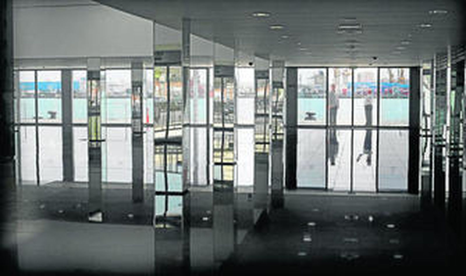 Las nueva terminal de cruceristas se ubica en el Muelle Alfonso XIII del puerto de Cádiz.