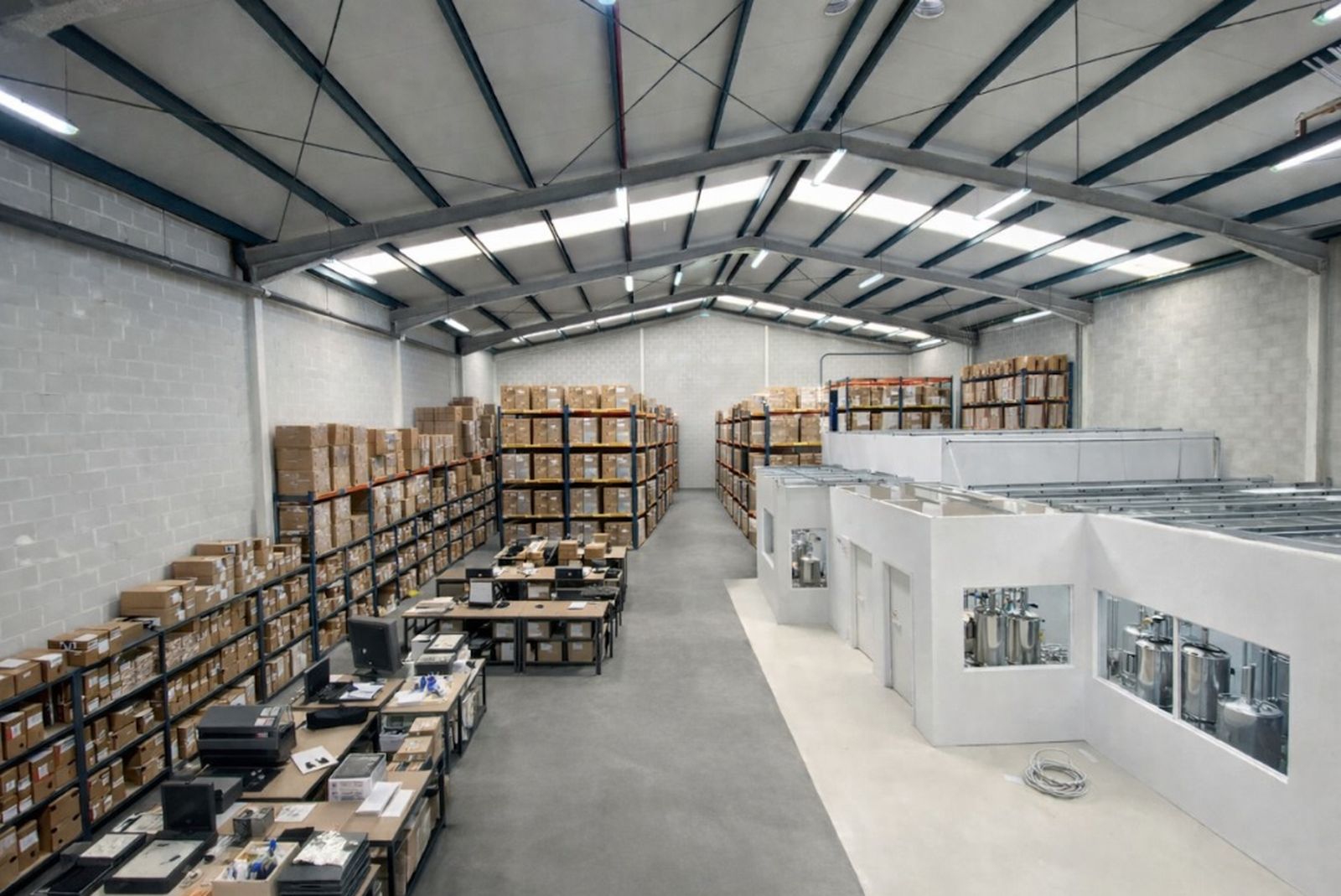 Laboratorio de OKT Global.