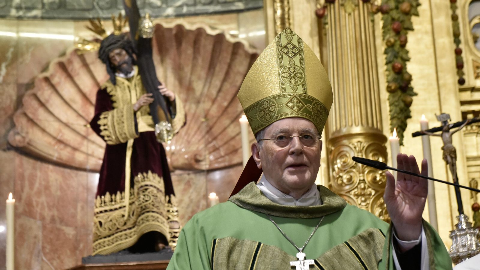 Amigo Vallejo en la Hermandad del Gran Poder.