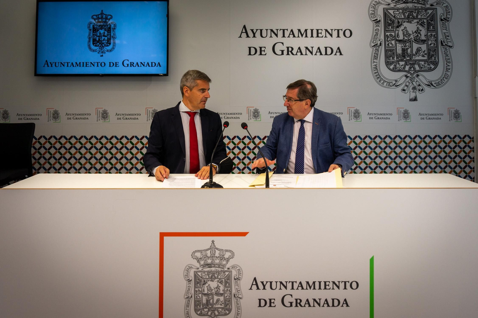 César Díaz y Luis González, esta mañana en el Ayuntamiento de Granada