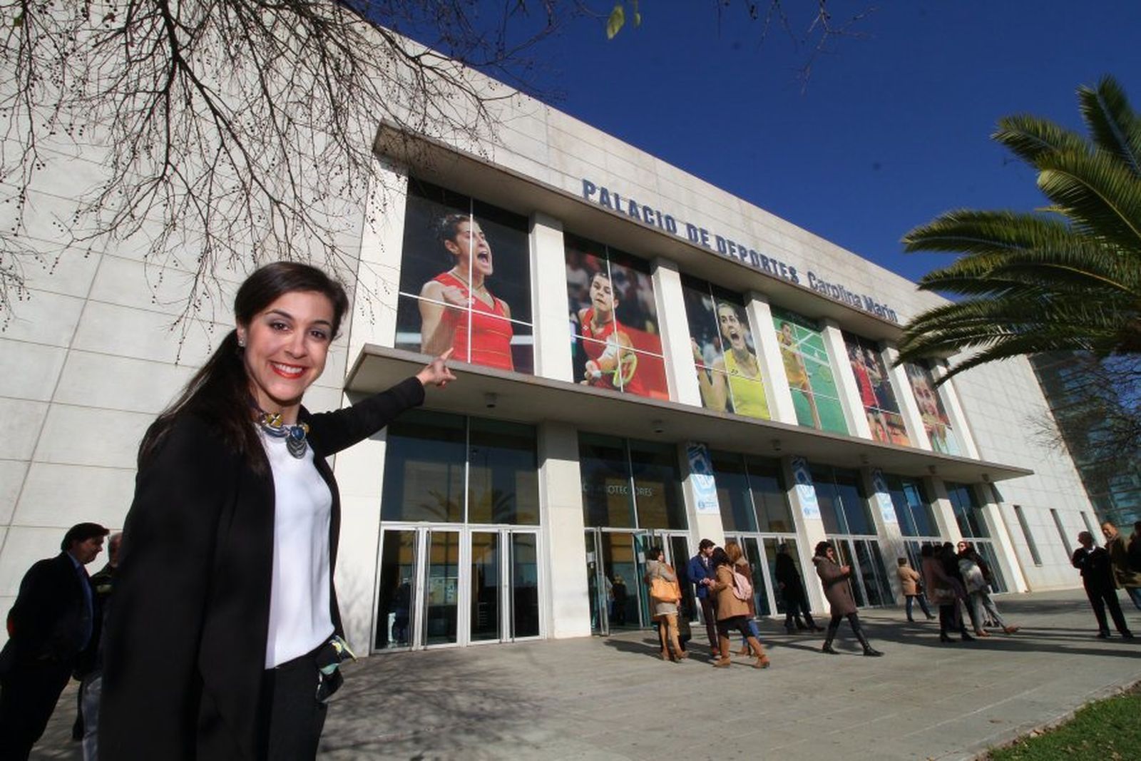 Inaugurado el nuevo nombre del Palacio de Deportes Carolina Marín