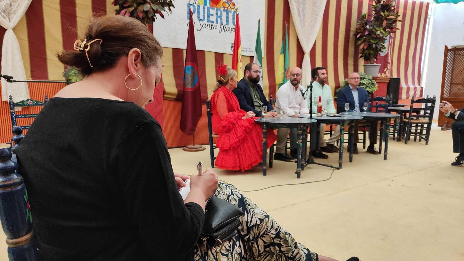 Búscate en las imágenes del Lunes de Feria en El Puerto