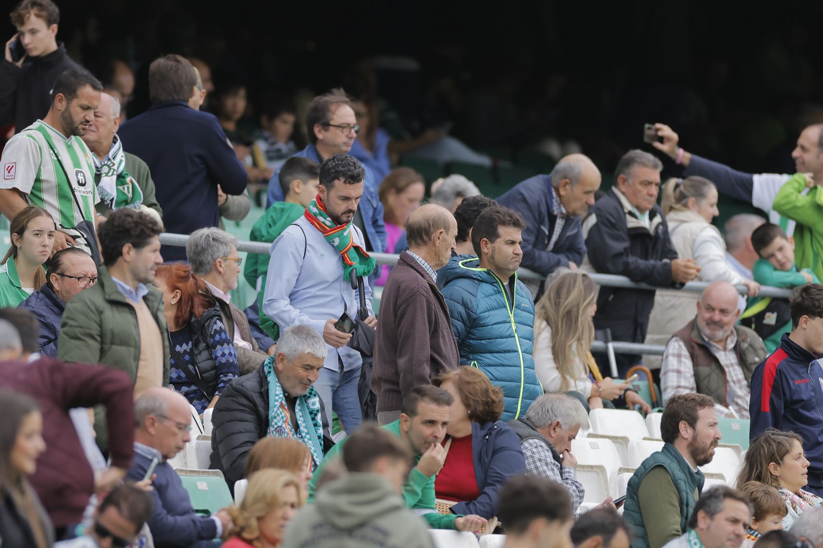 Búscate en las fotos del Betis-Mallorca