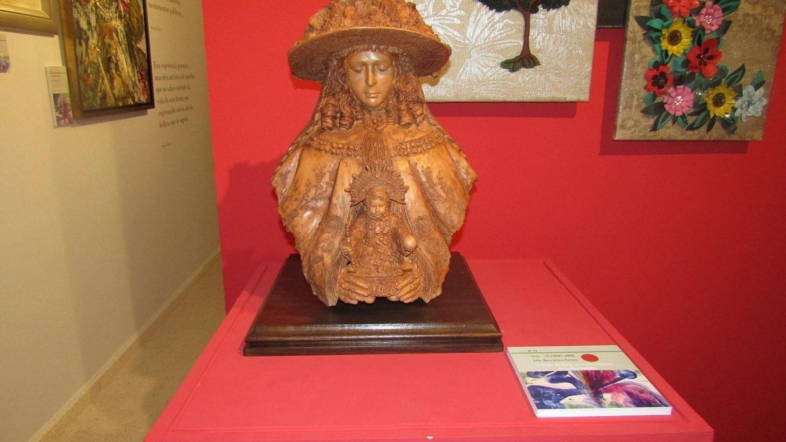 Muestras de la exposición 'Cien obras de Amor'.