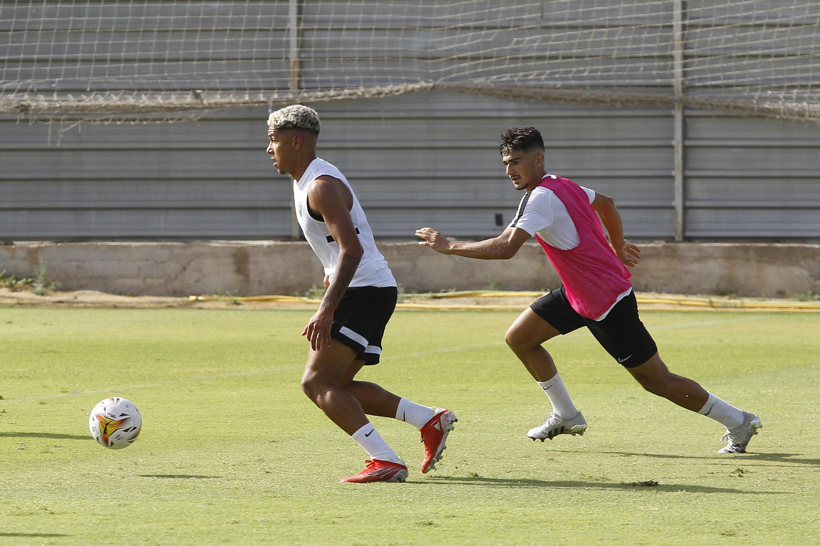 Las fotos del partido entre el Málaga y el Atlético Malagueño