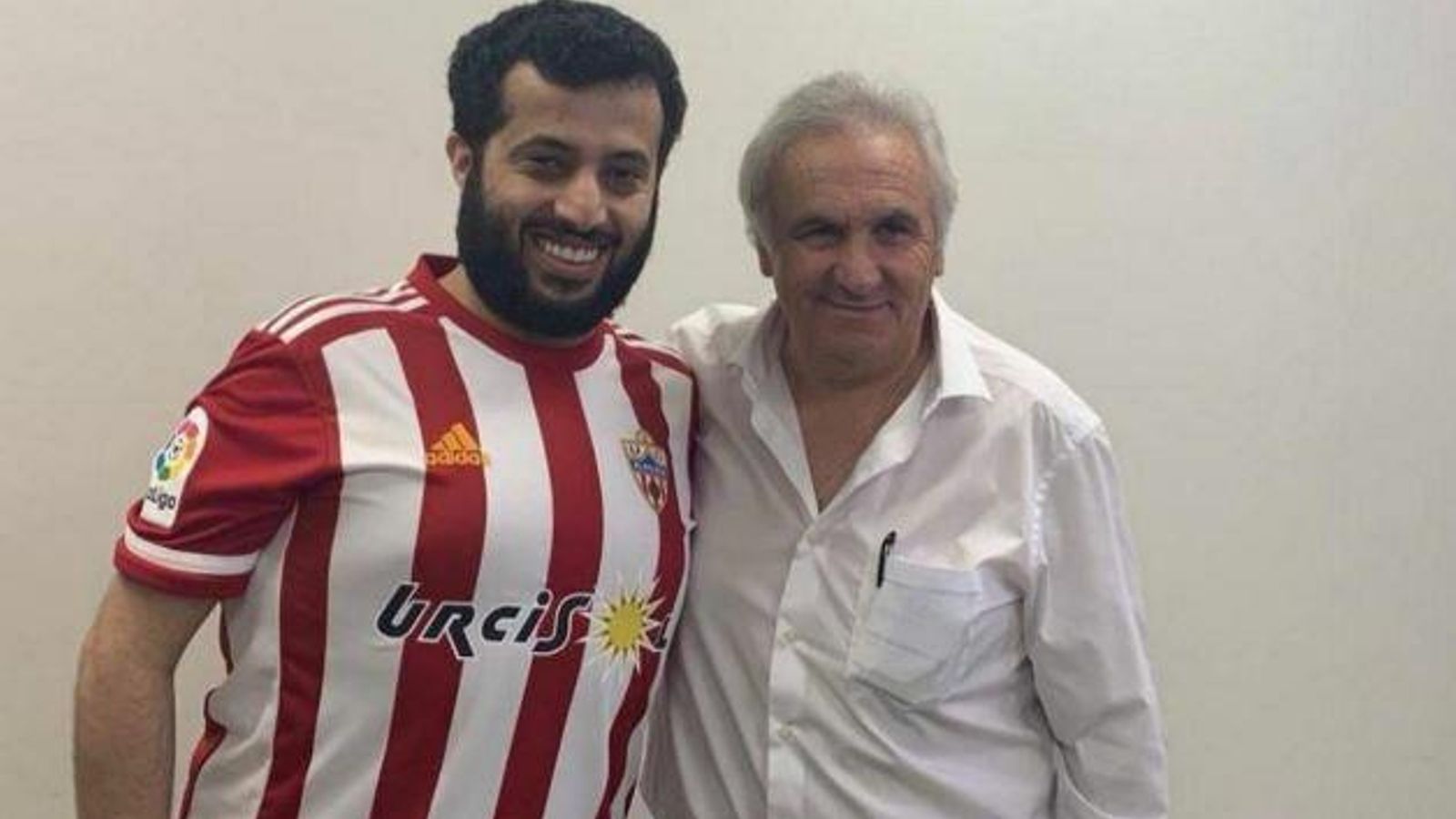 Turki, con Alfonso García tras la compra.