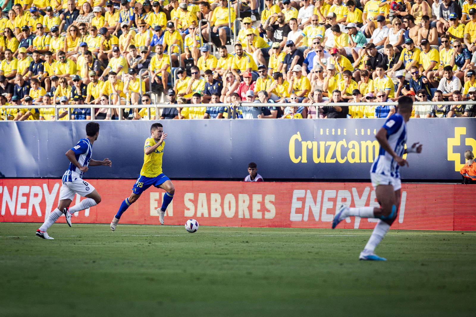 Imágenes del partido Cádiz-Alavés