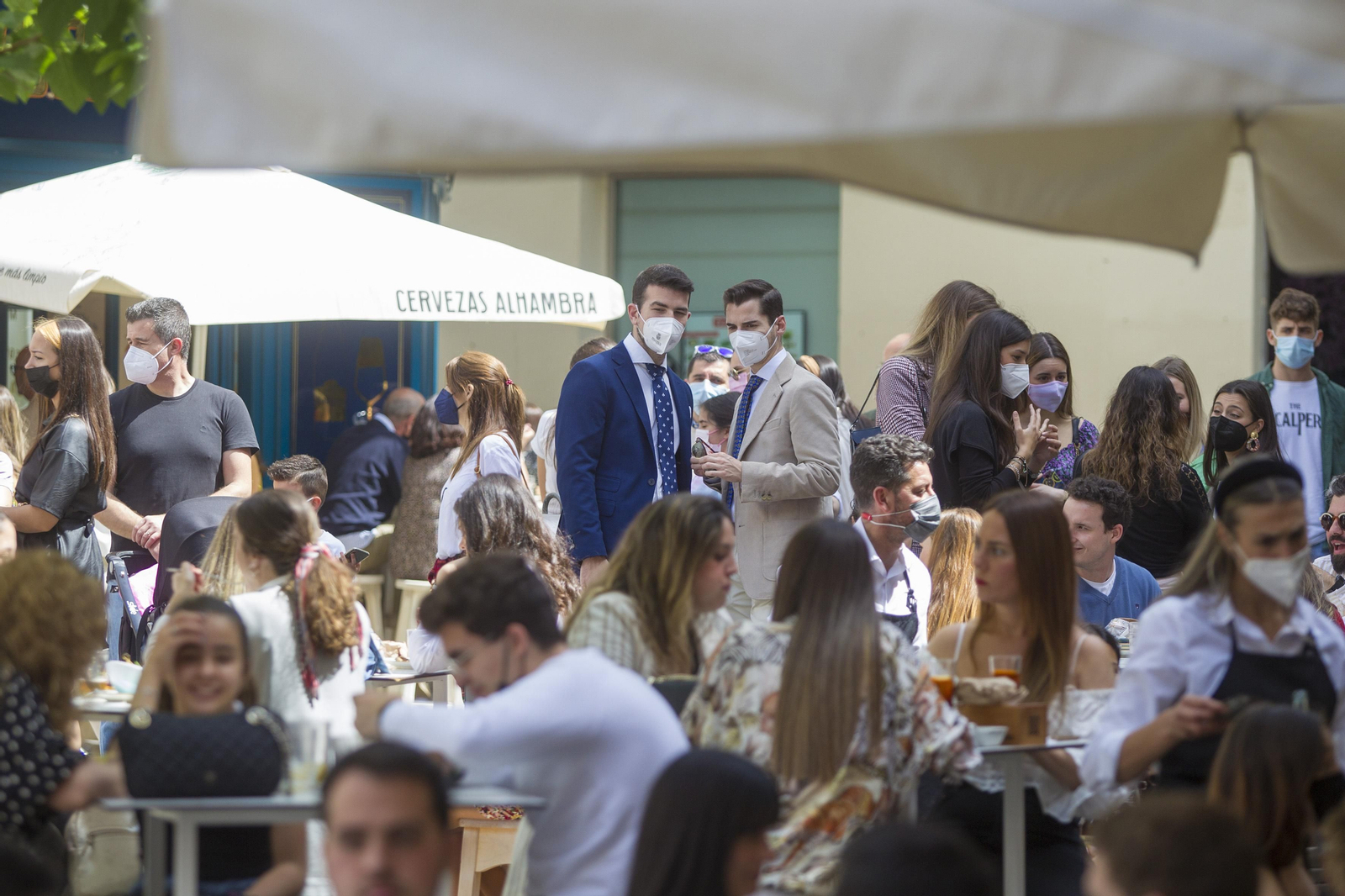 Ambiente en el centro de Málaga en un Jueves Santo sin la Legión