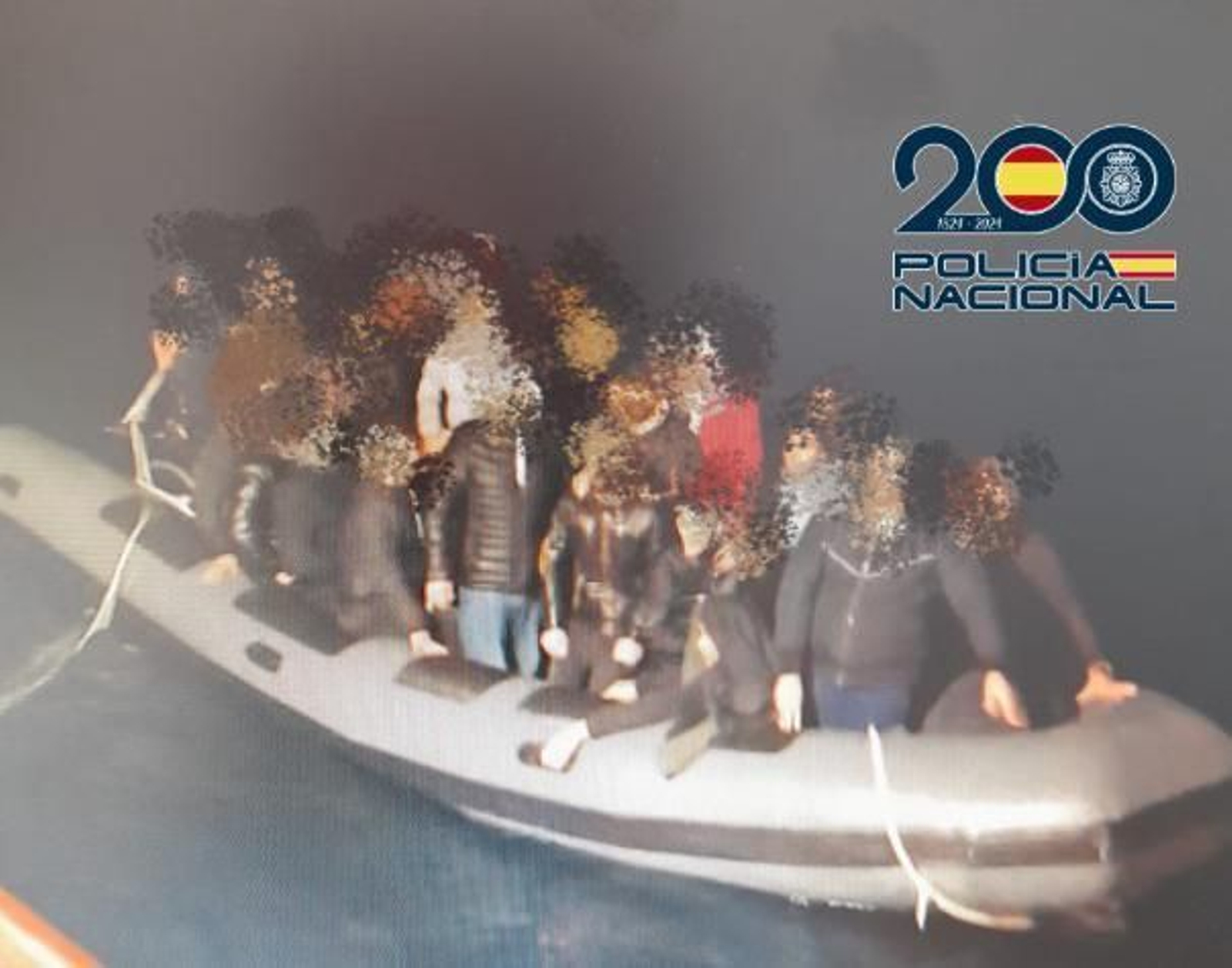 Imagen de la patera interceptada.