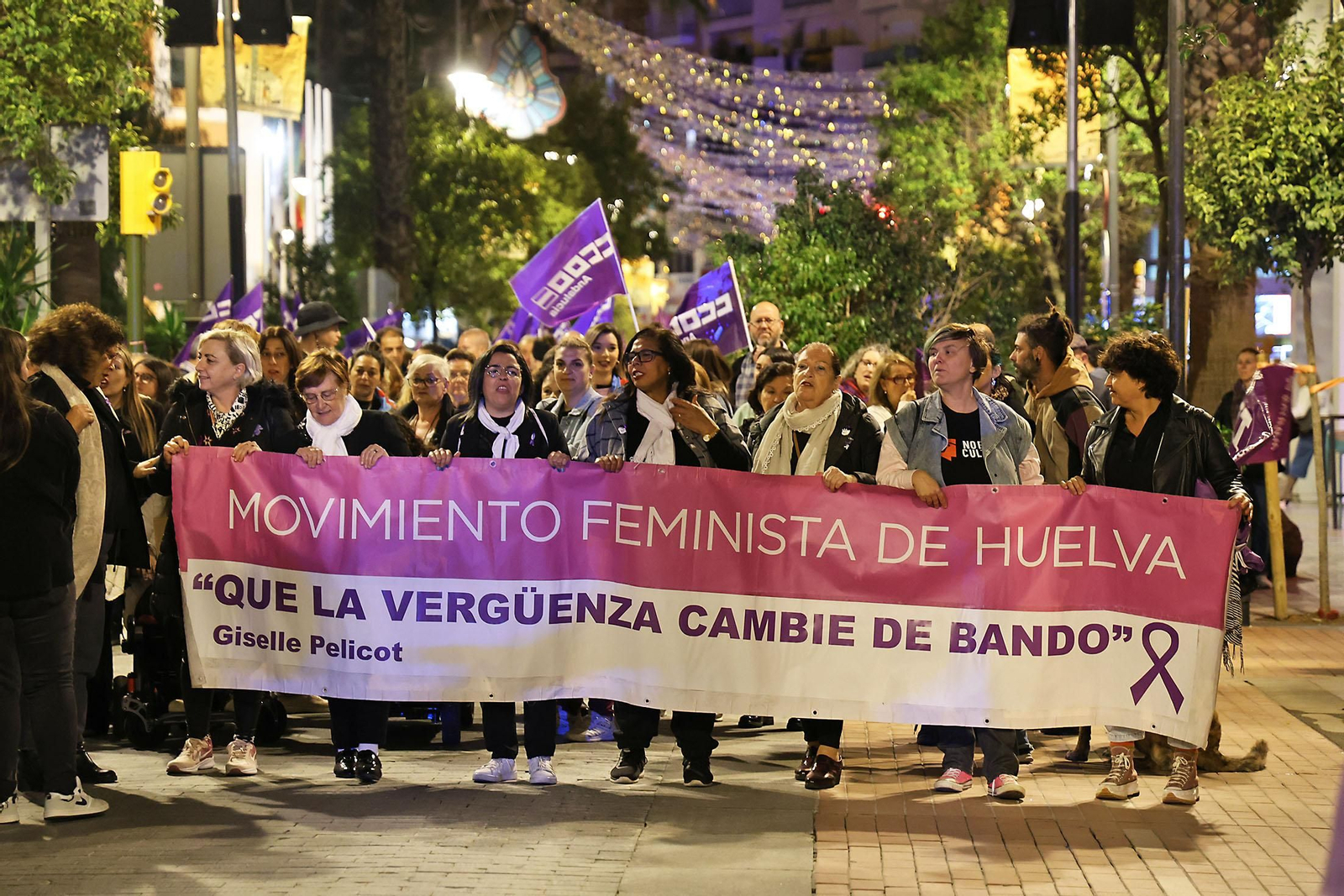 Imágenes de la Manifestación por el 25-N en Huelva