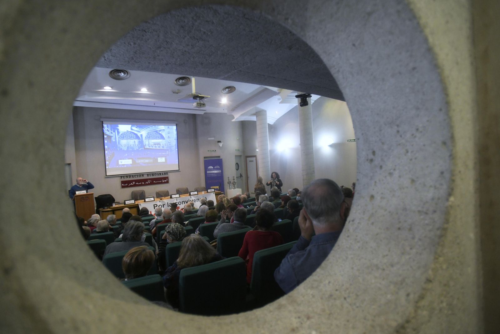 Salón de actos de la Fundación Euroárabe.