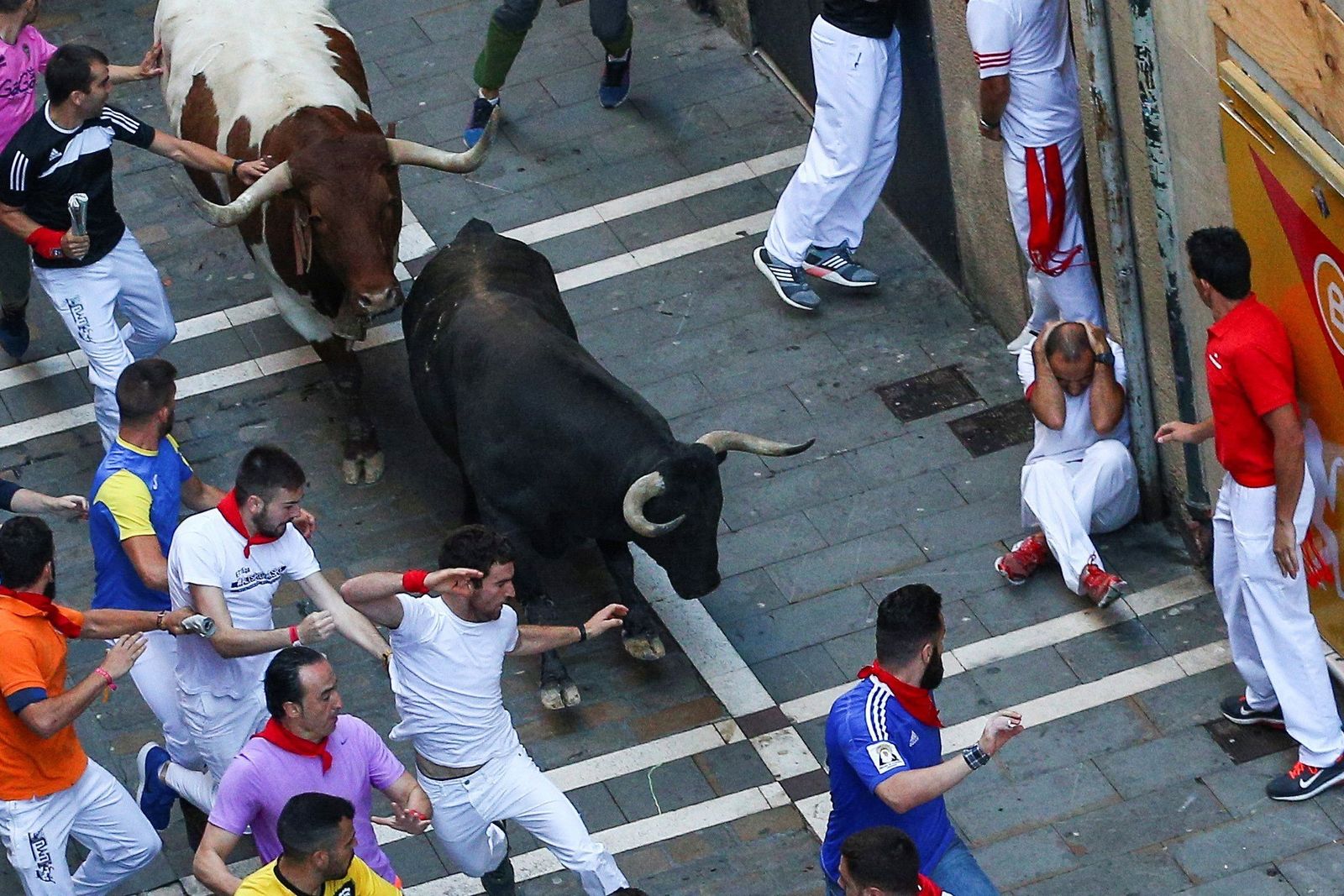 El quinto encierro de los Sanfermines, en imágenes