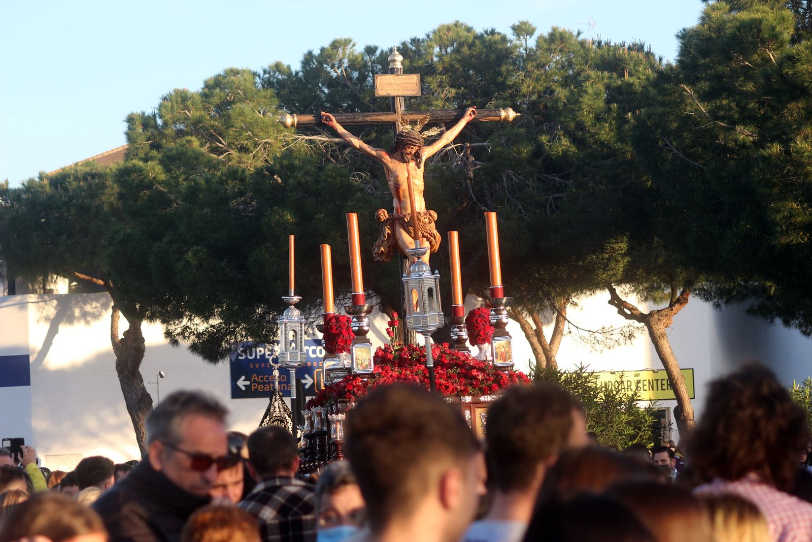 Las imágenes del Sábado de Pasión en Puerto Real