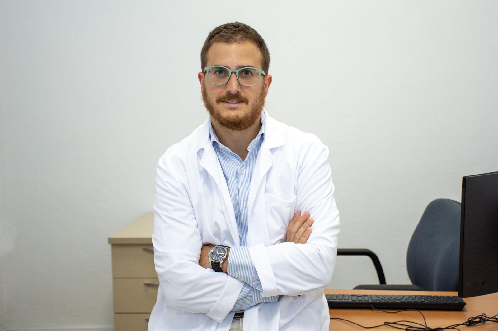 Dr. Borja Cocho Archiles, neurofisiólogo y experto en sueño en los centros del Grupo HLA en Jerez.