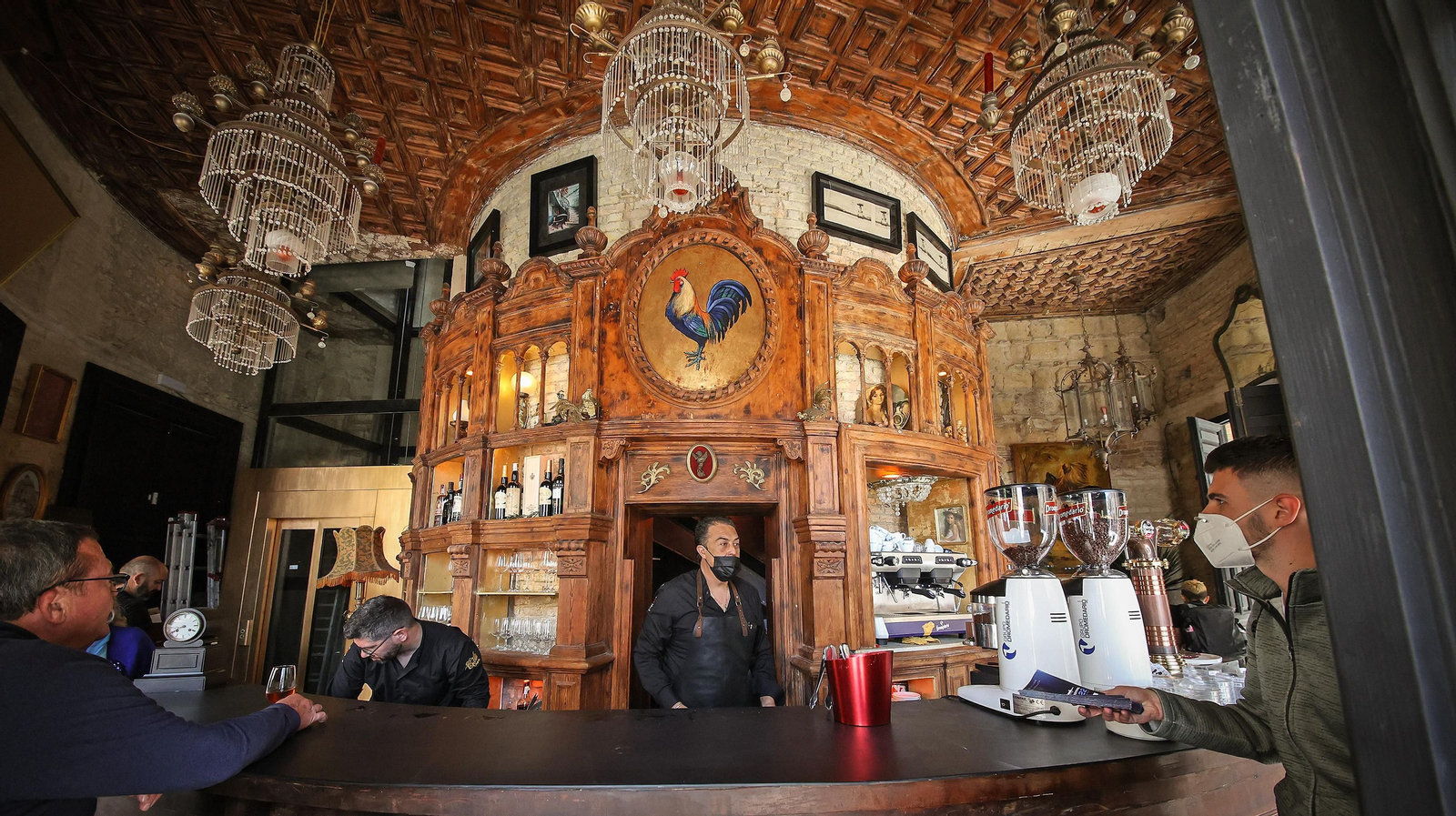 Así es El Gallo Azul